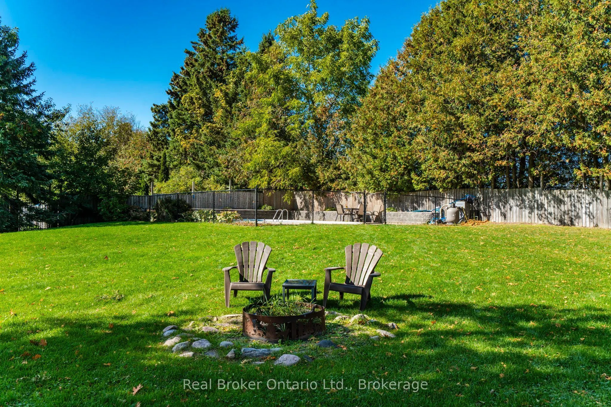 320 Lafontaine Road W