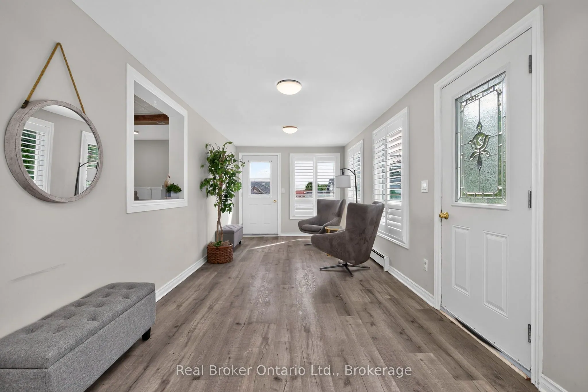 320 Lafontaine Road W