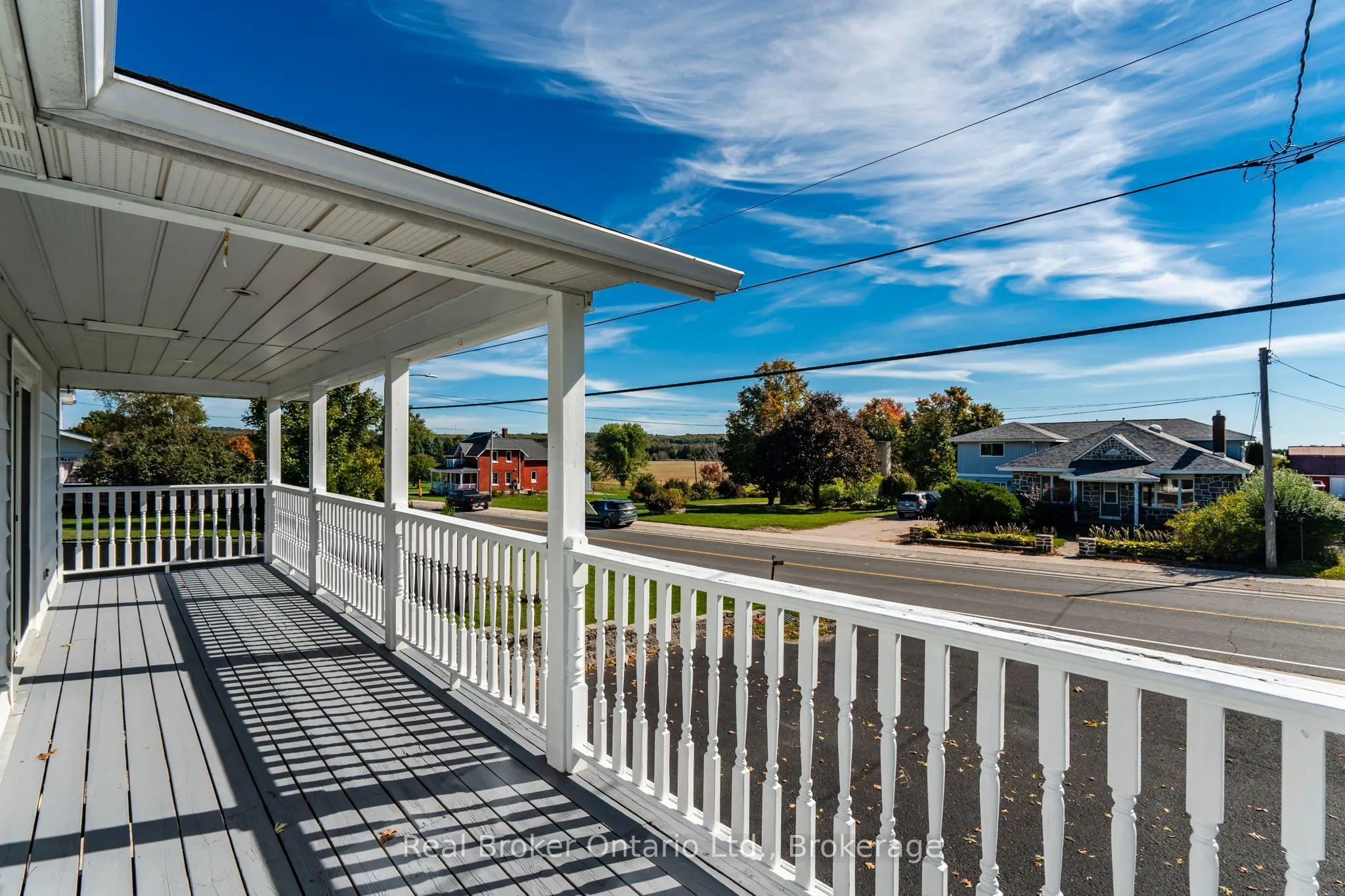 320 Lafontaine Road W