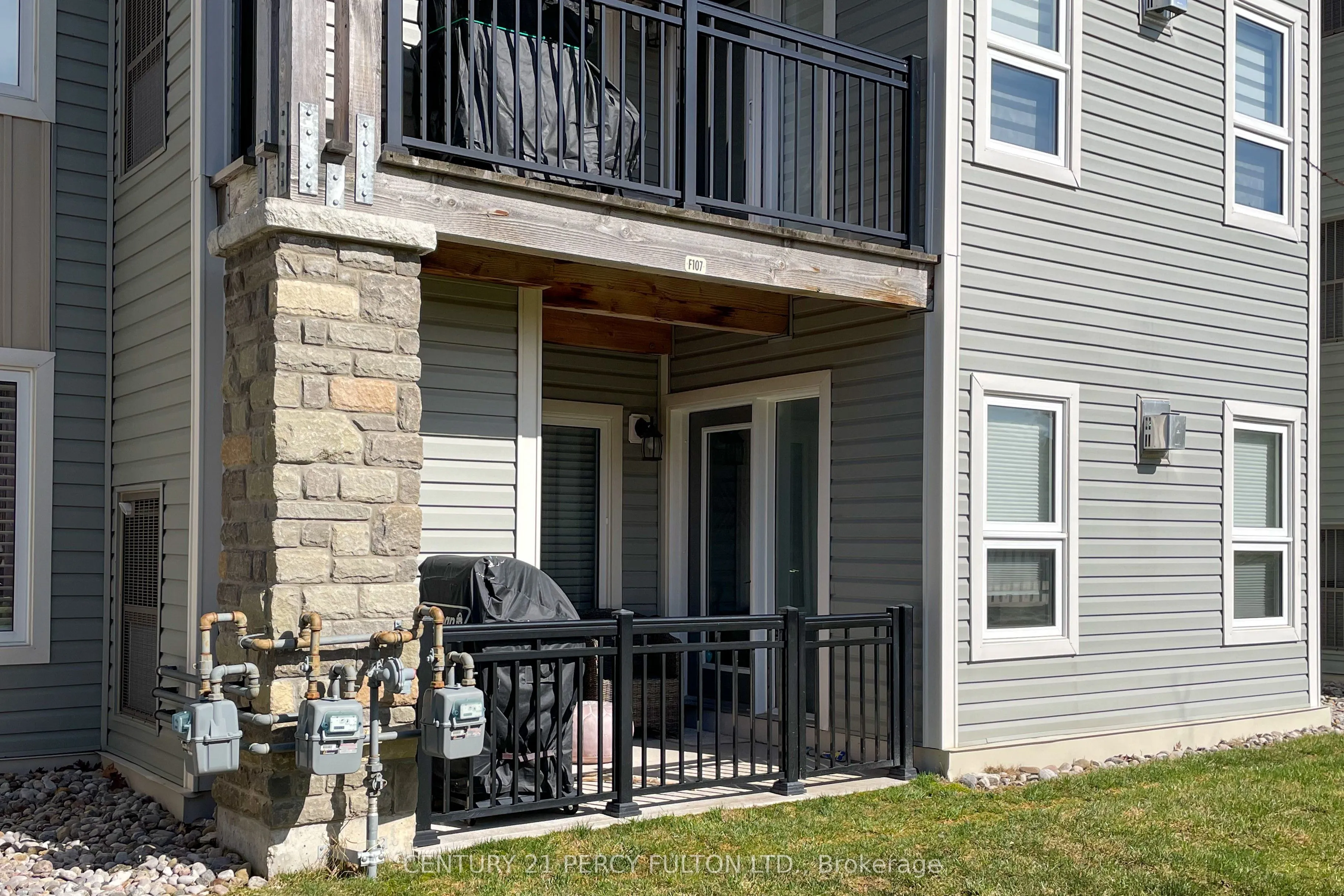 2 Cove Court #107
