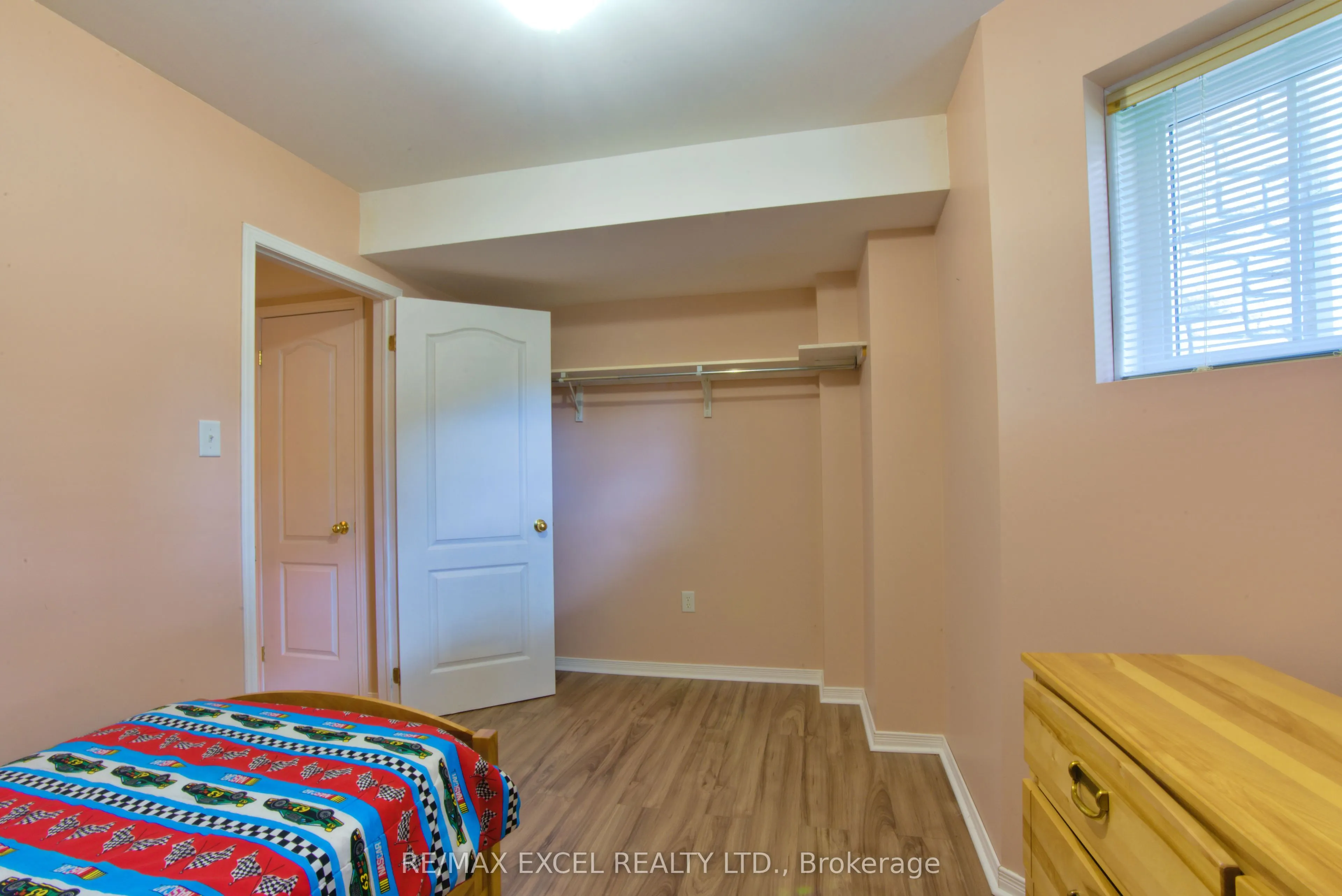 12 Cardinal Way
