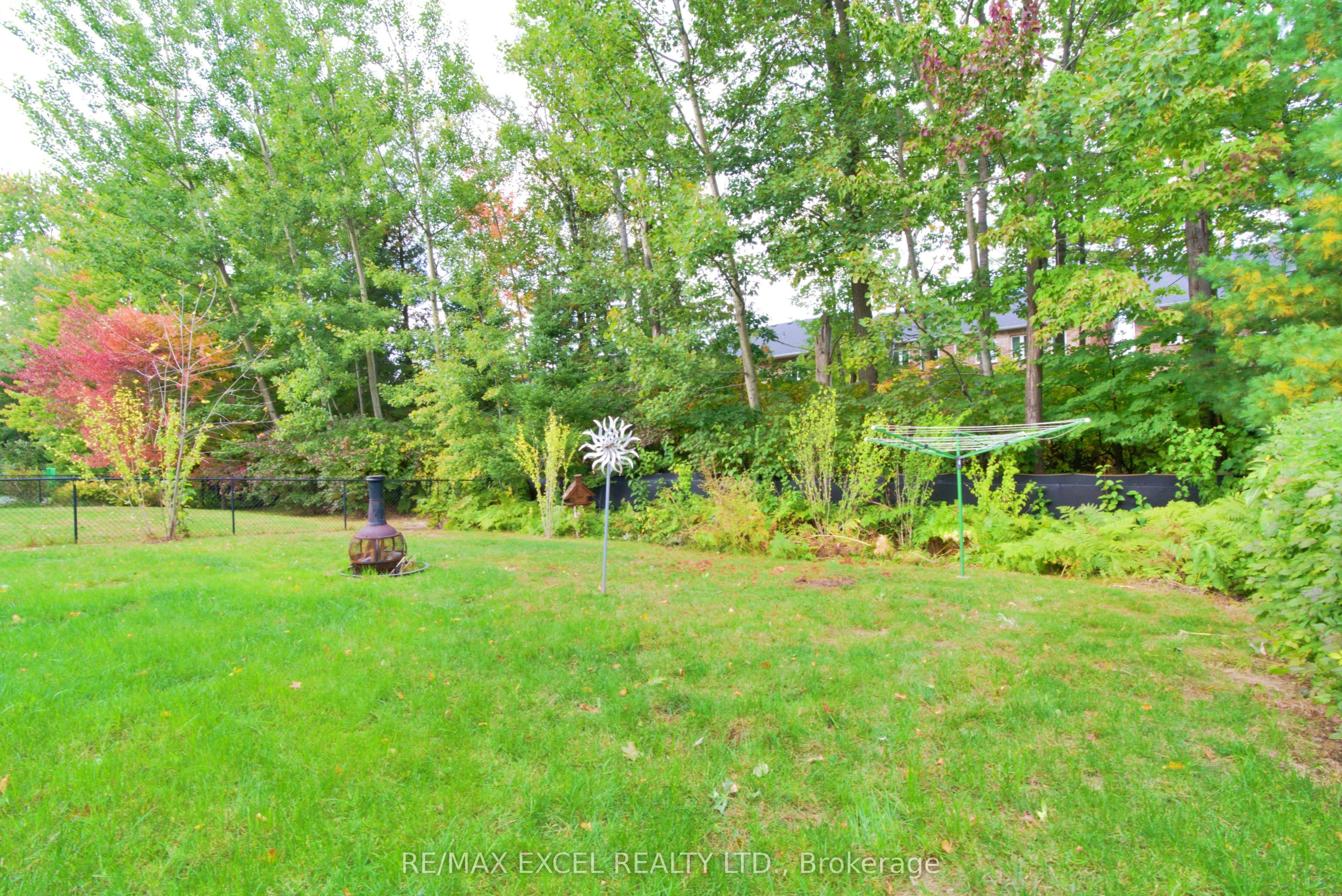 12 Cardinal Way