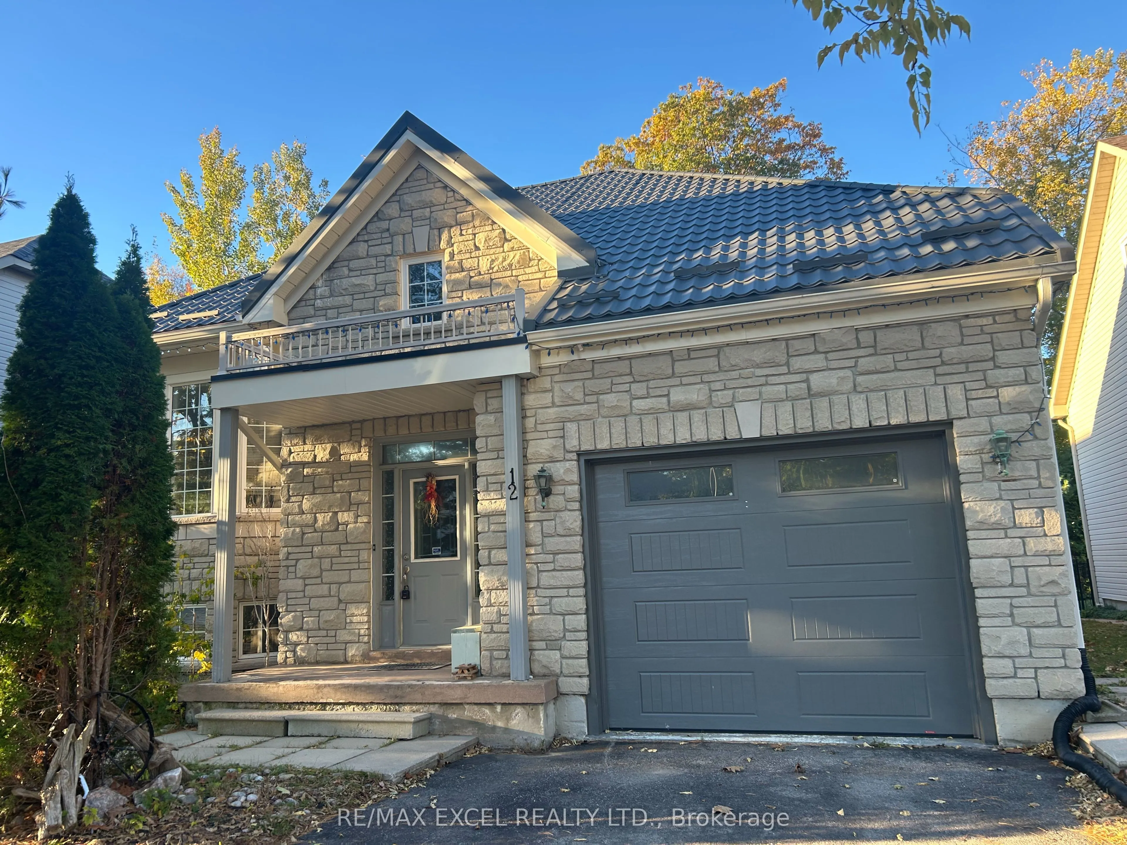 12 Cardinal Way