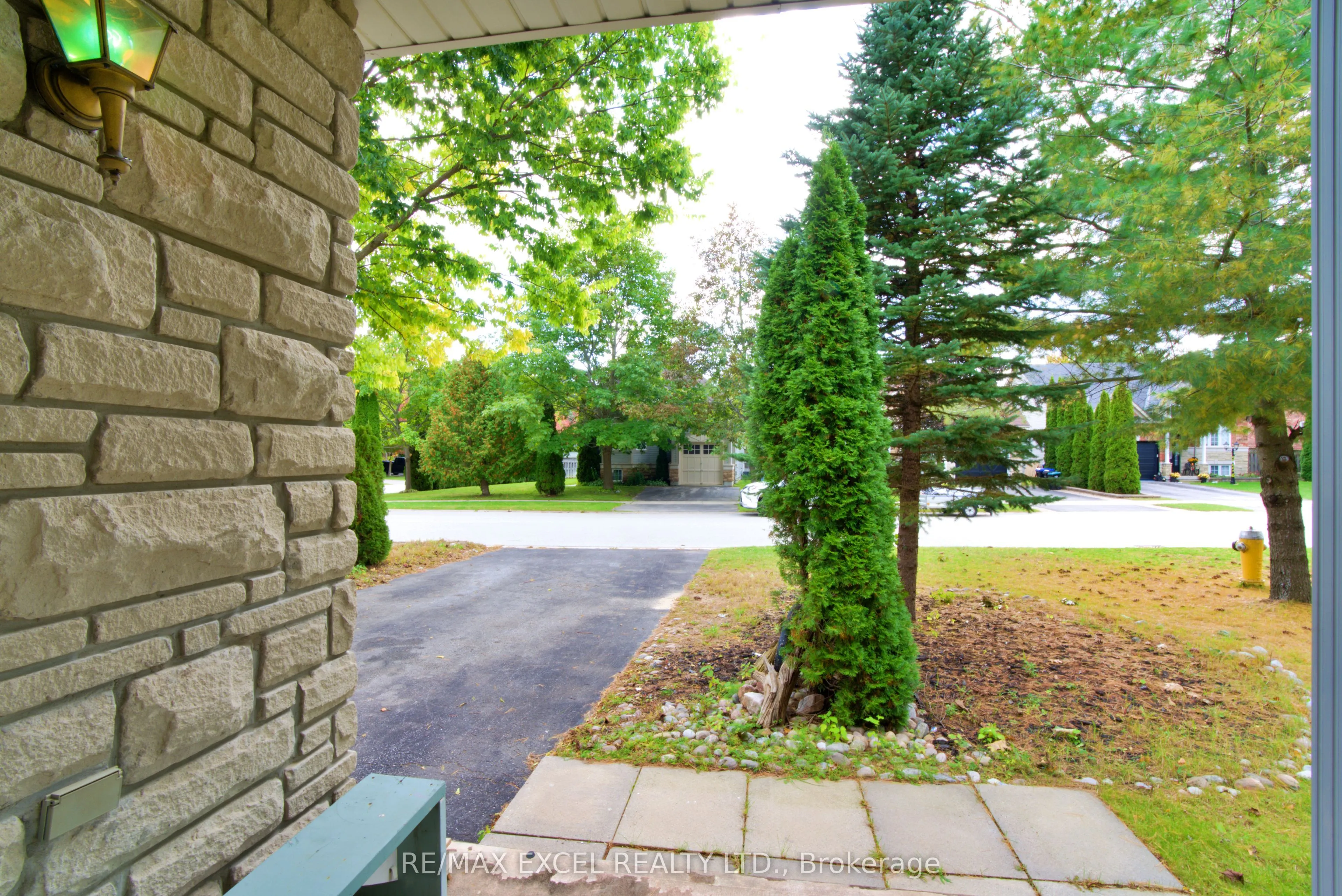 12 Cardinal Way