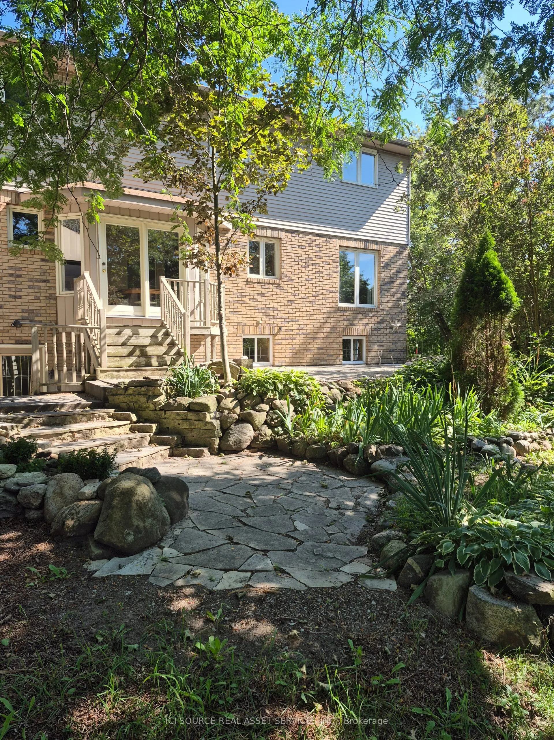 2100 Snow Valley Road