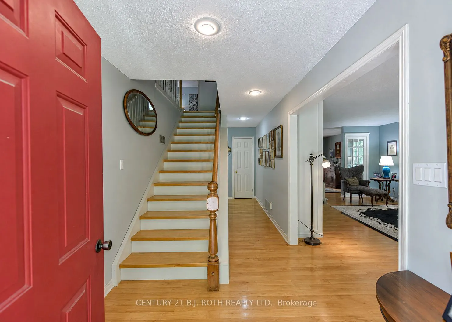 652 Warminster Side Road