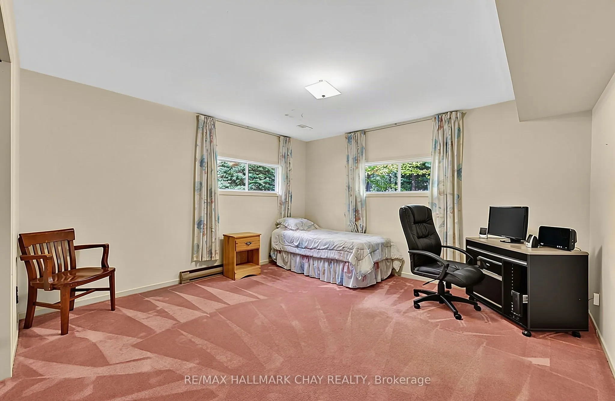 4 Binnie Drive