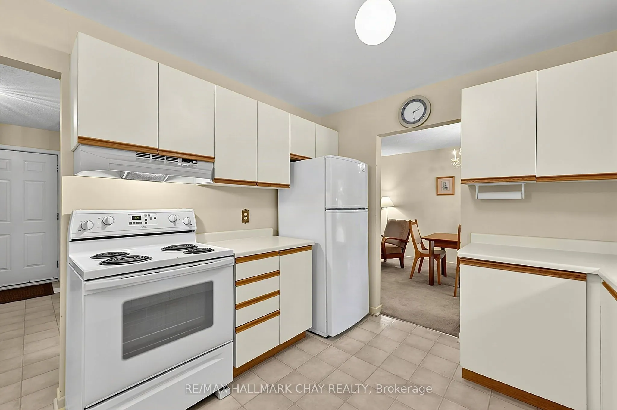 4 Binnie Drive
