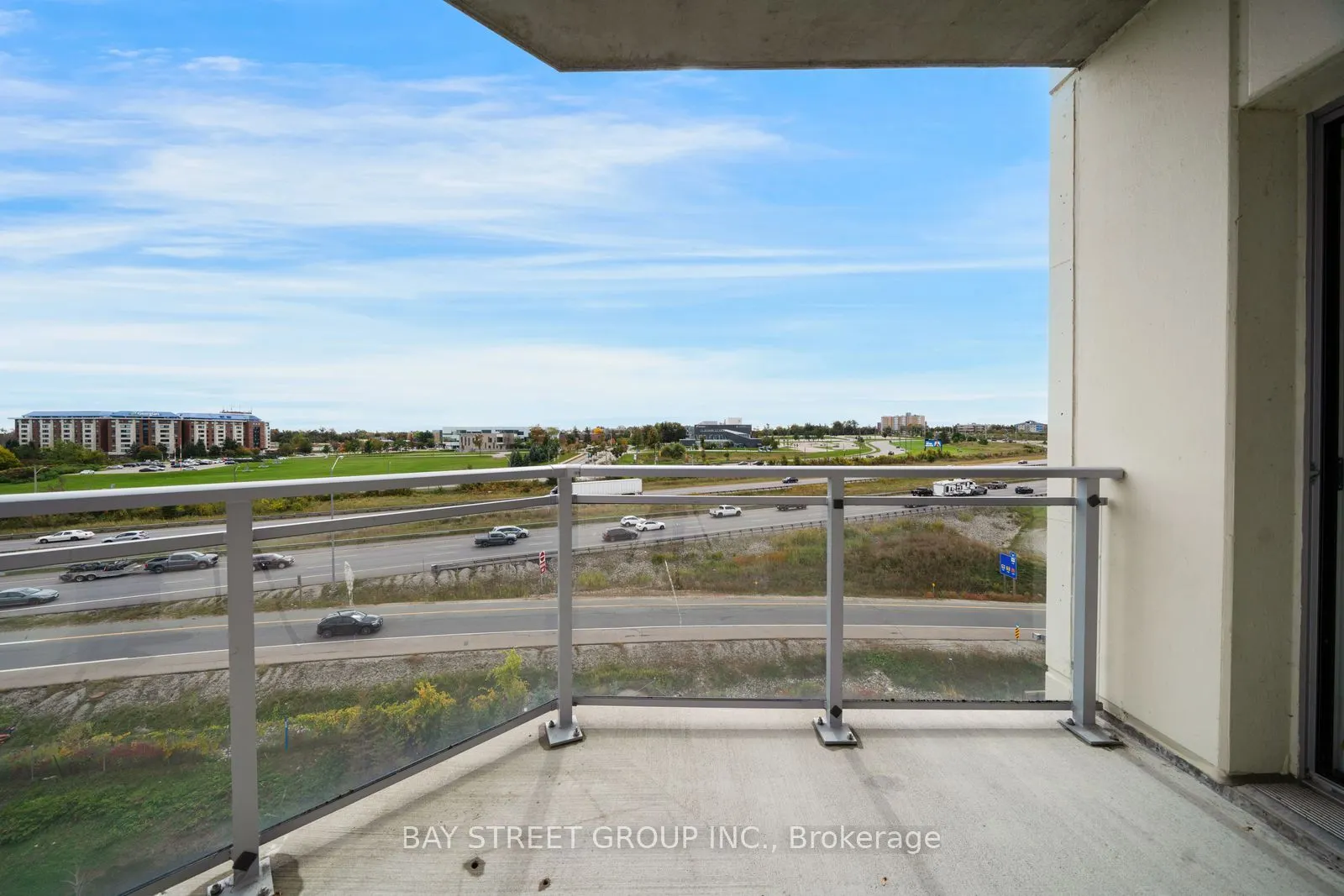 58 Lakeside Terrace #1011