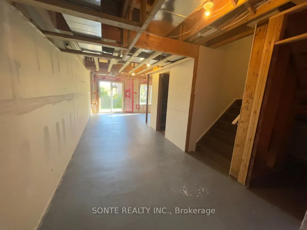 40 Megan Crescent ##03