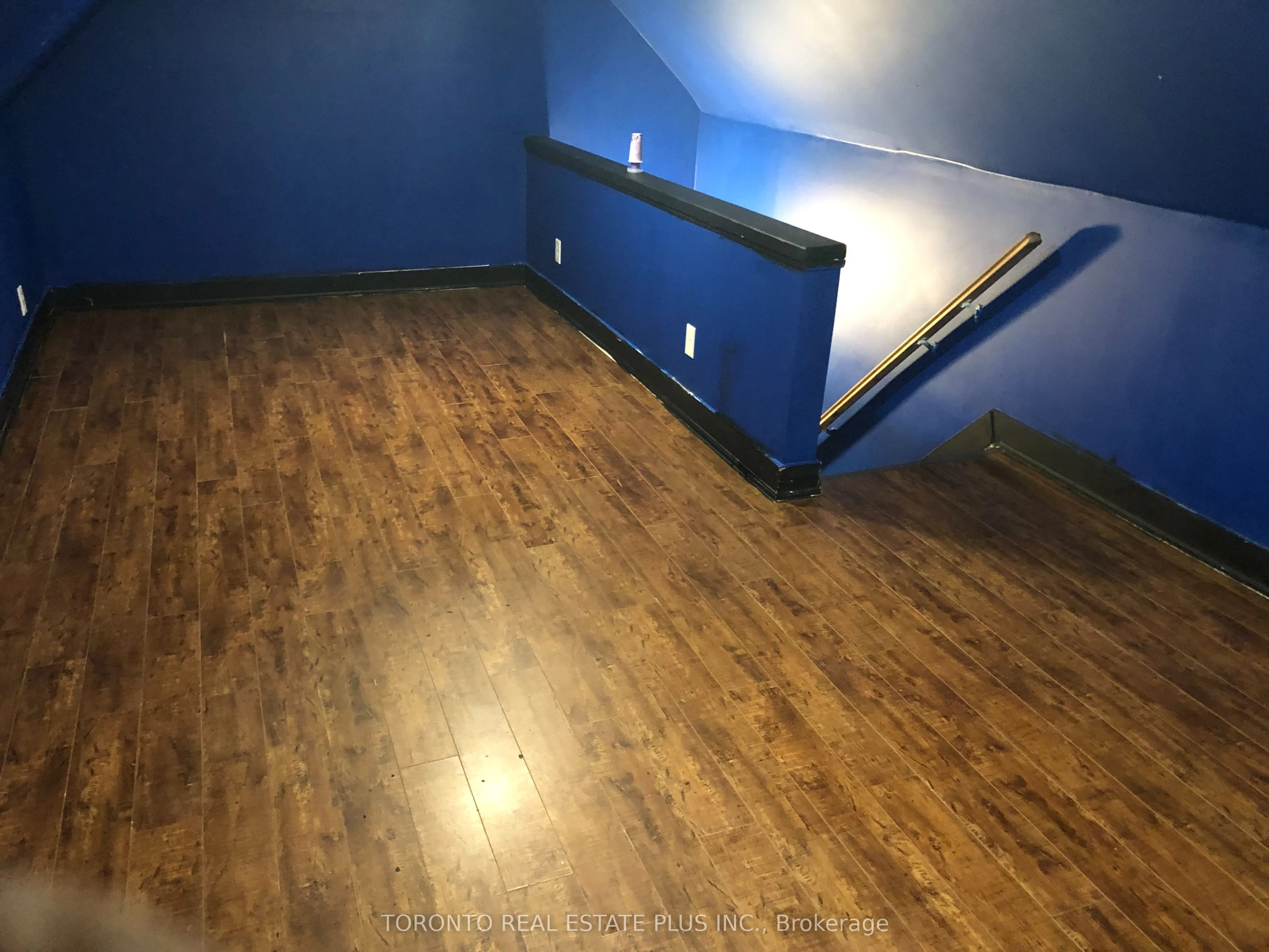 82 Coldwater Road W #1