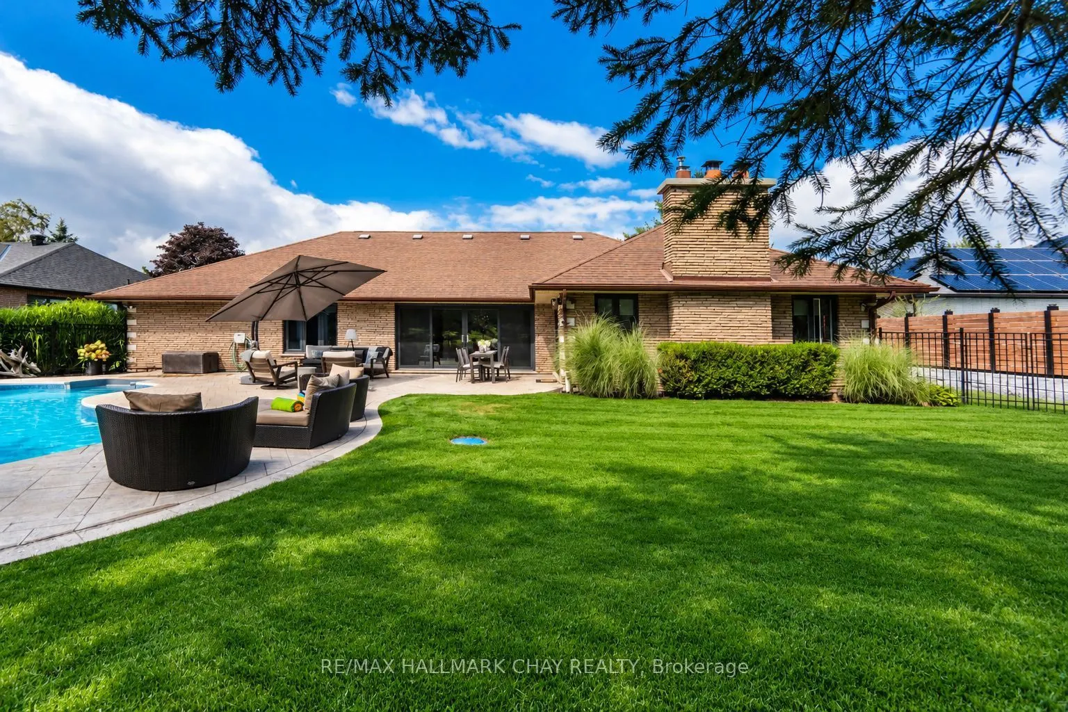 98 Idlewood Drive
