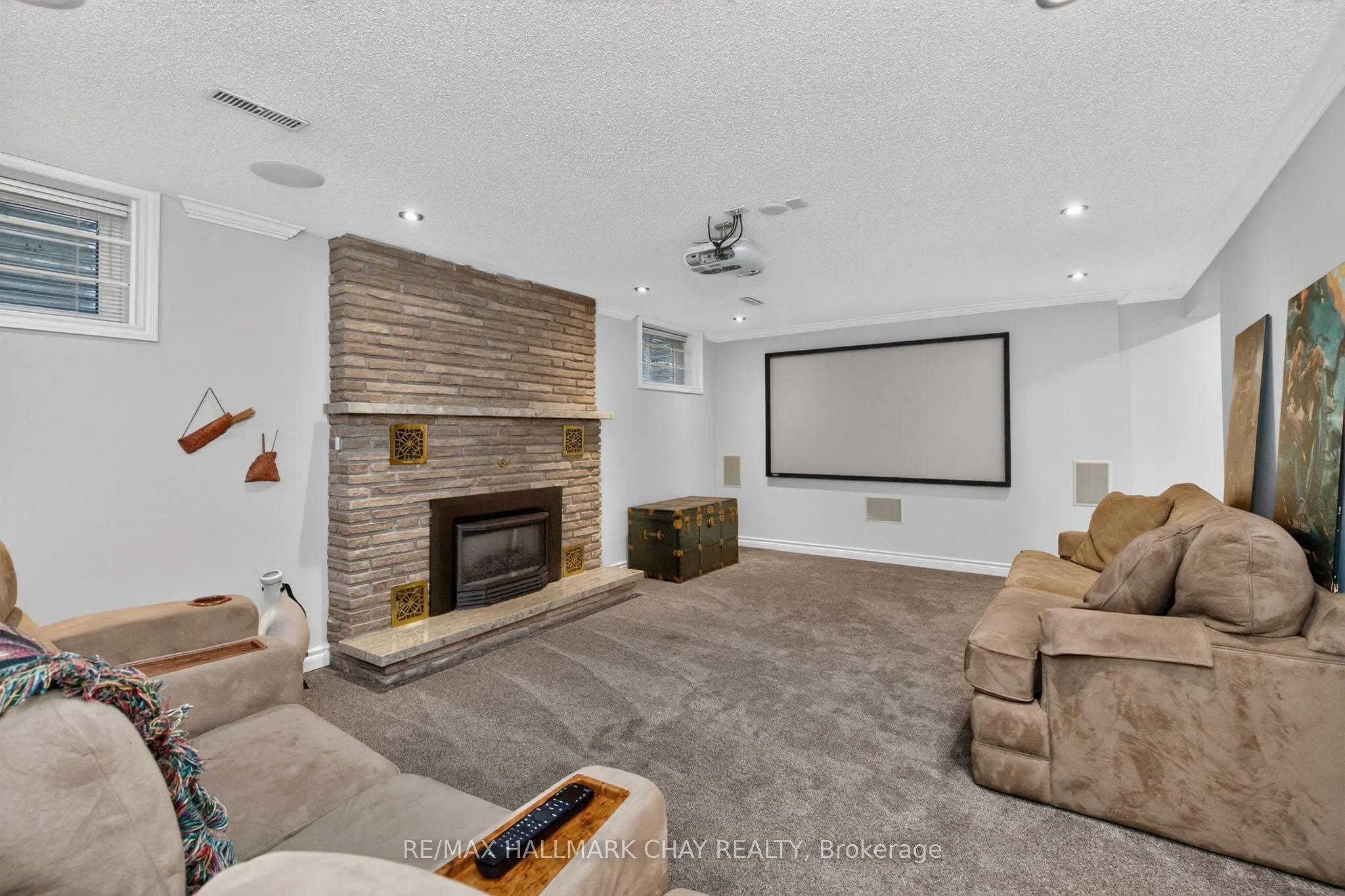 98 Idlewood Drive