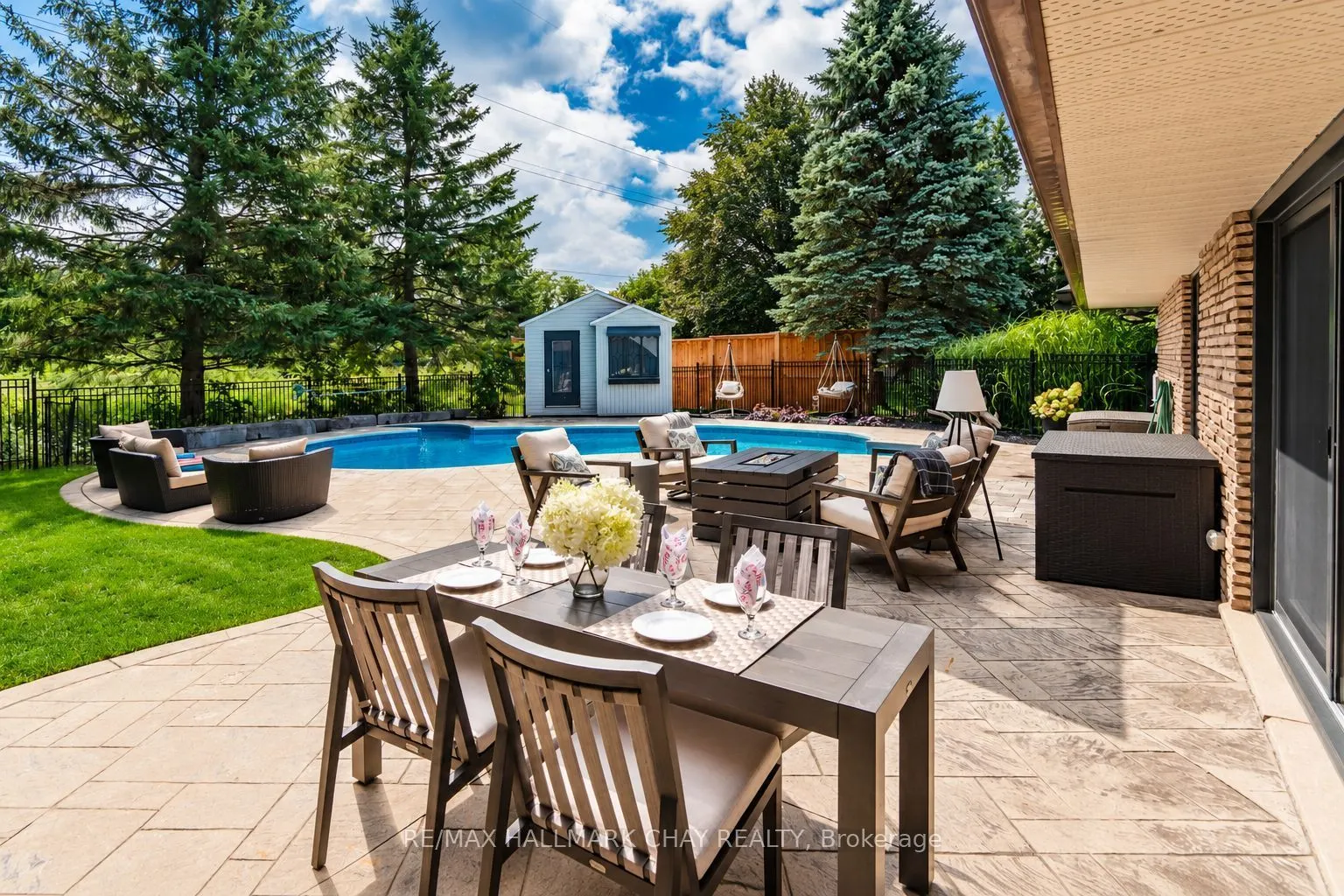 98 Idlewood Drive