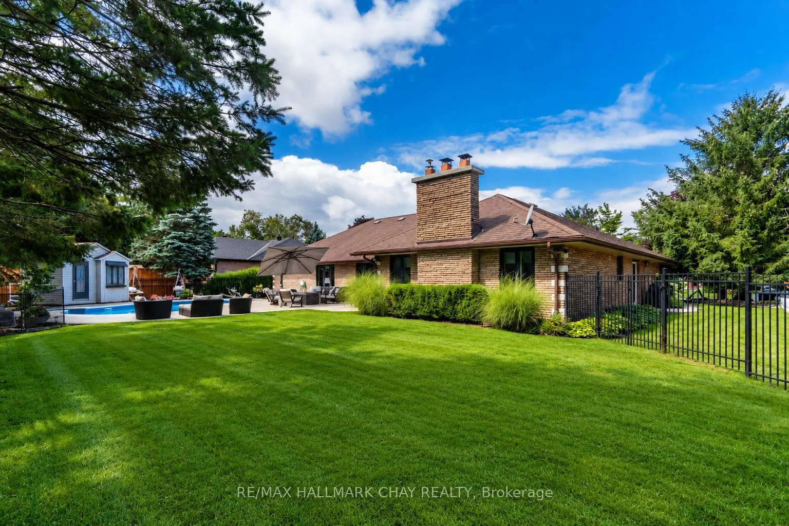 98 Idlewood Drive