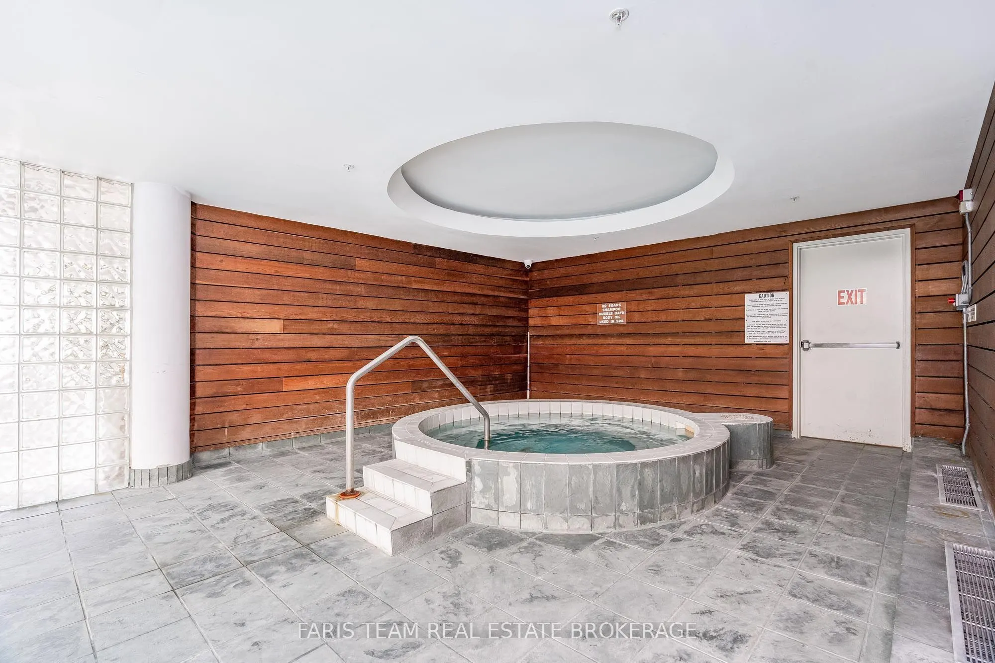 150 Dunlop Street E #1508