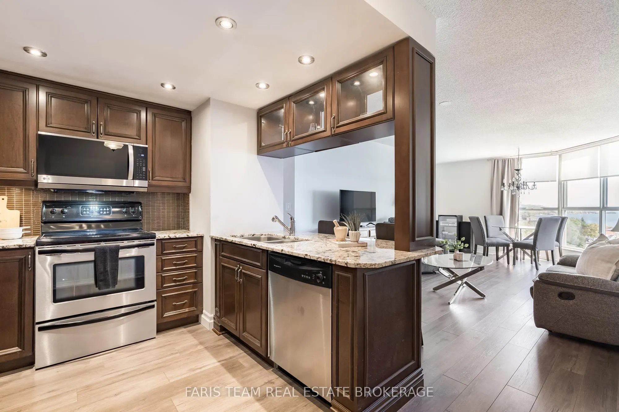 150 Dunlop Street E #1508