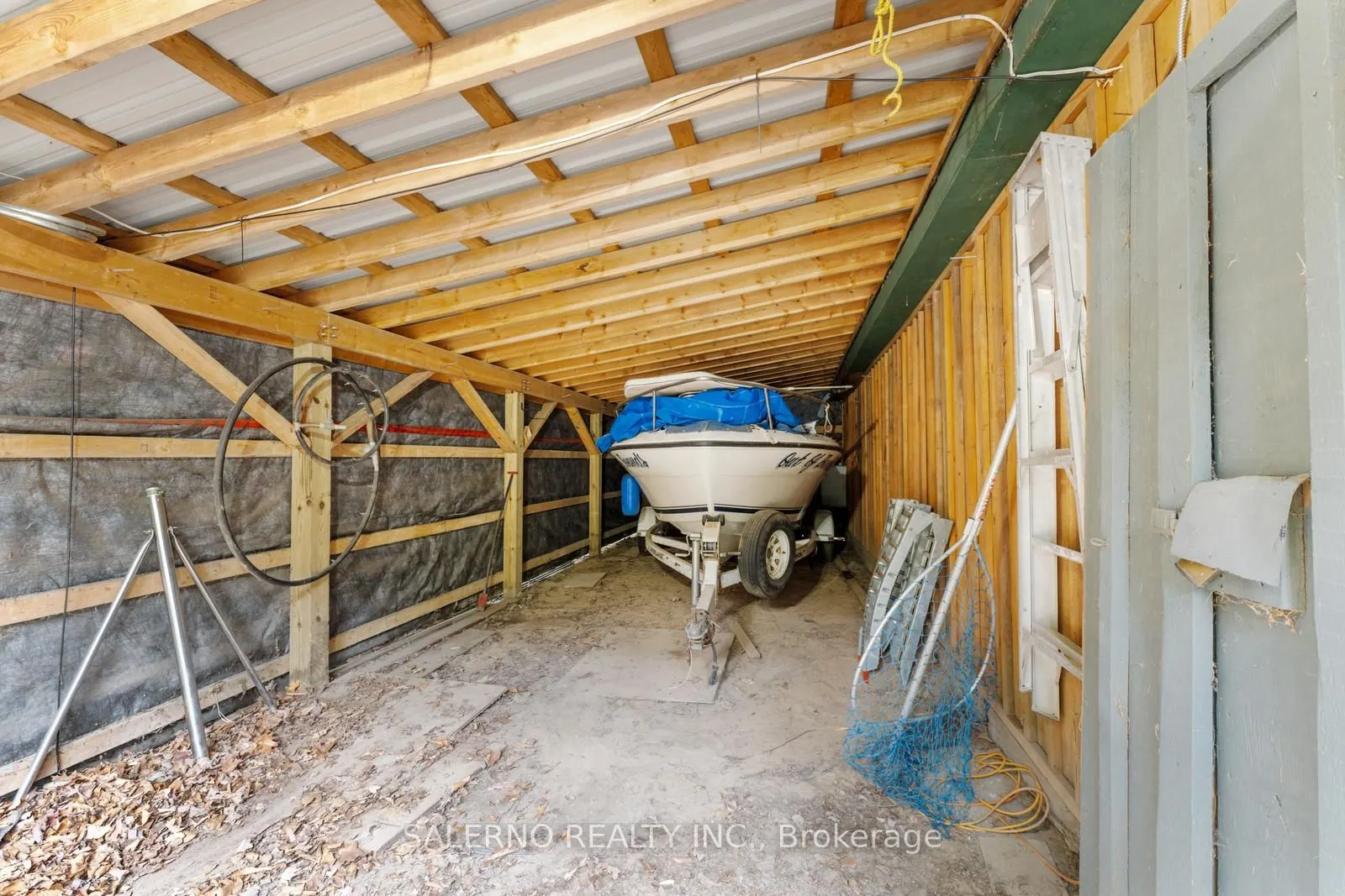 3992 Penetanguishene Road