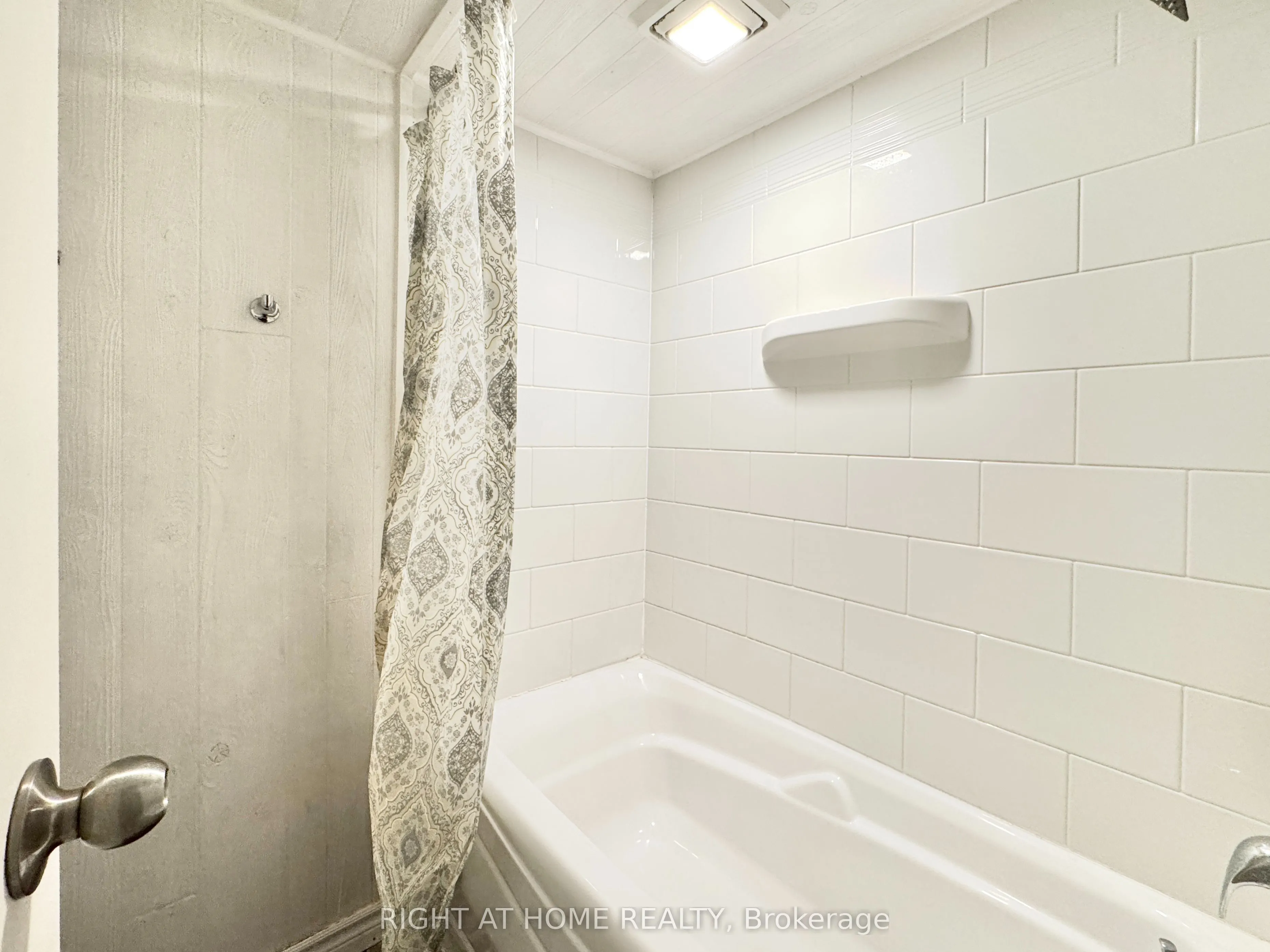 6 Hickling Trail