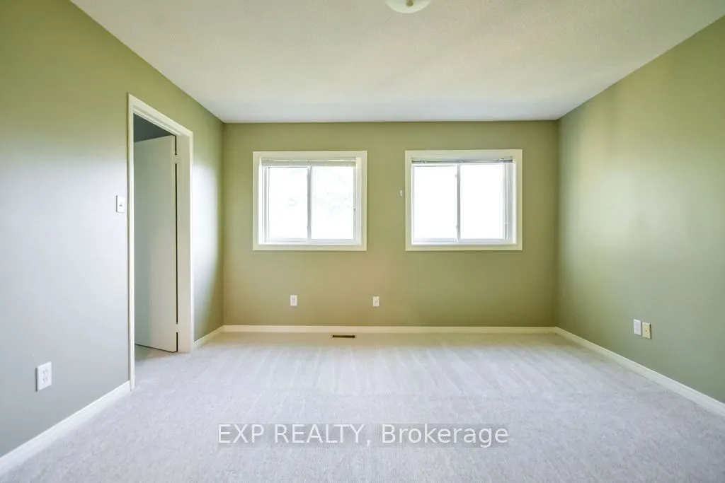 492 Laclie Street #14