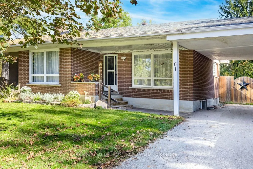 61 Ward Avenue