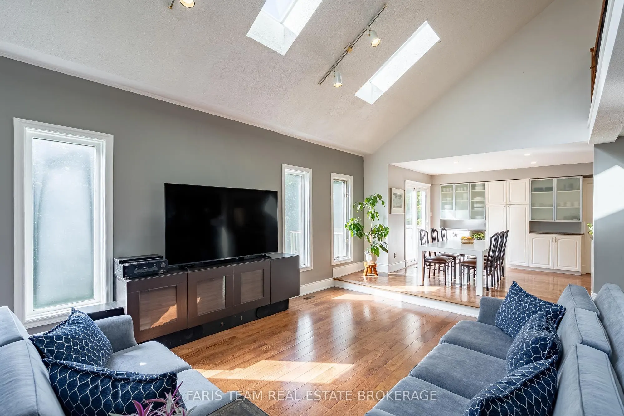12 Valley View Drive