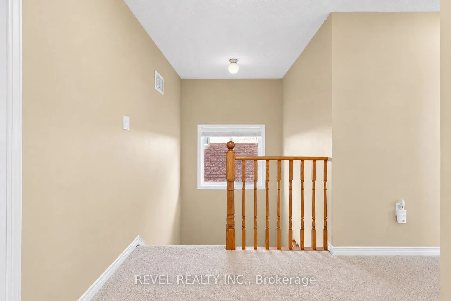 30 Sun King Crescent