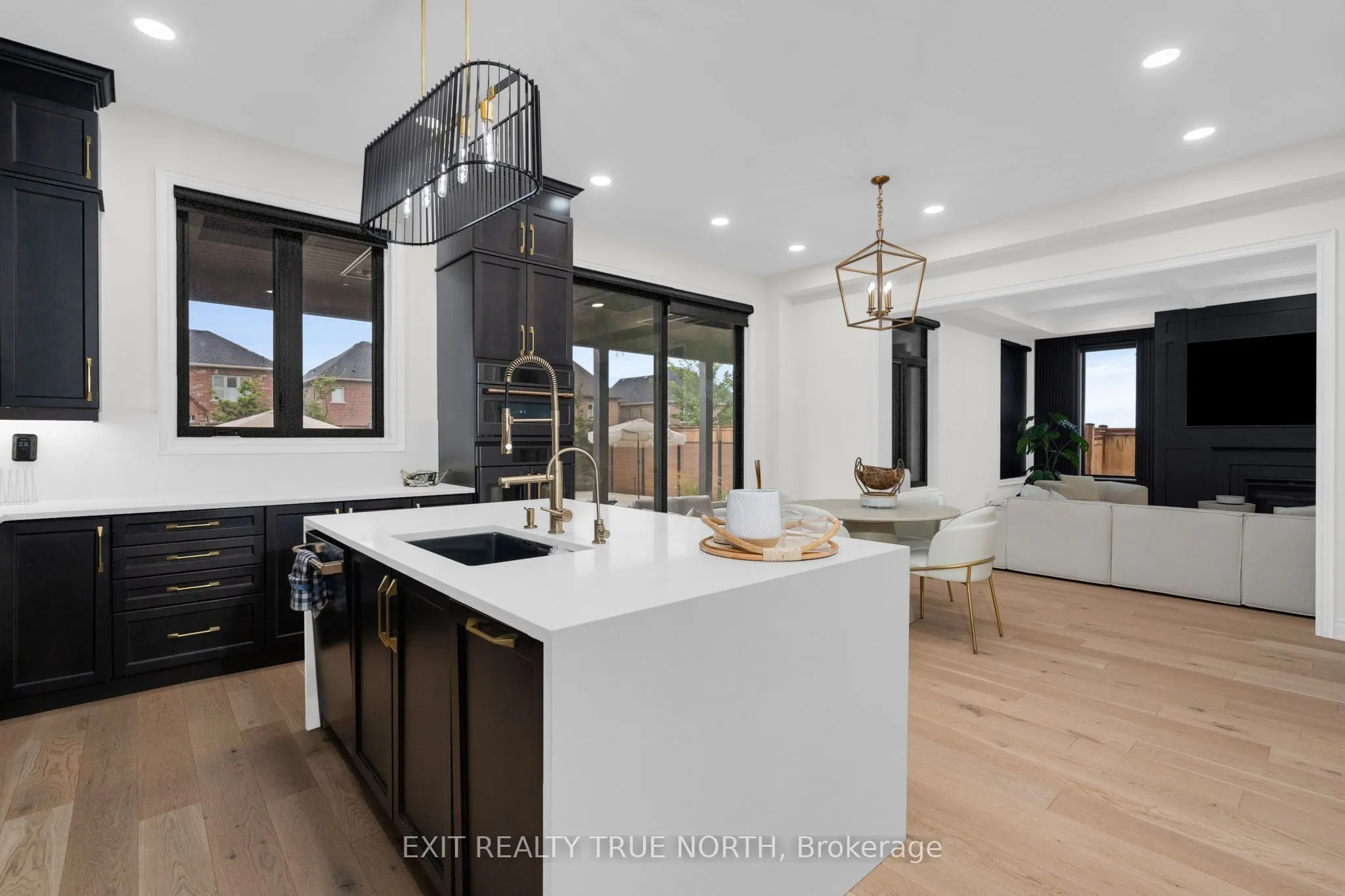 106 Rugman Crescent