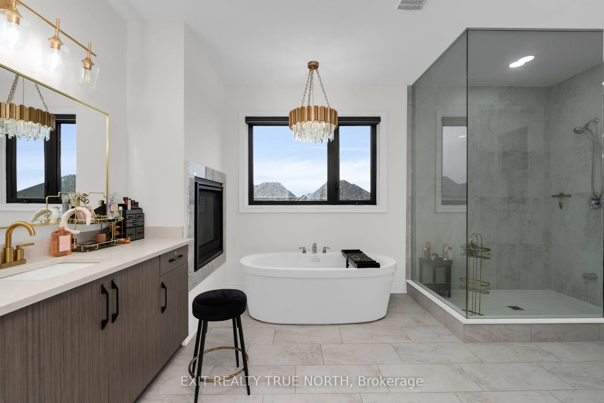 106 Rugman Crescent