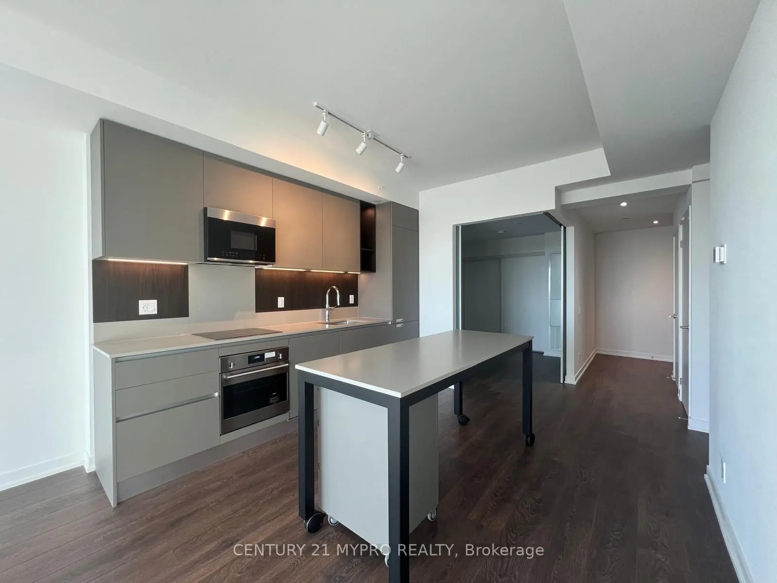 39 Mary Street #1412