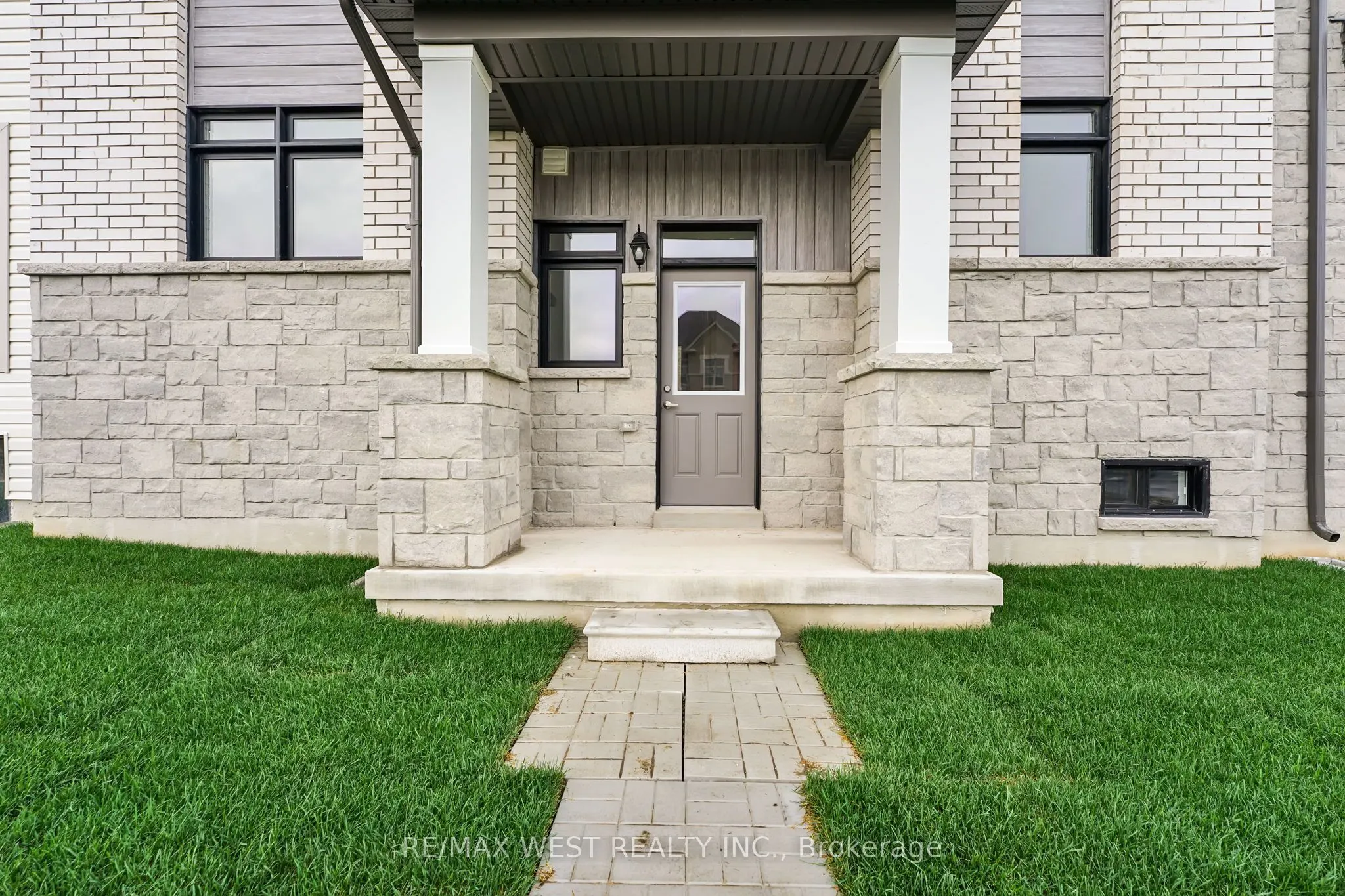 160 Union Boulevard