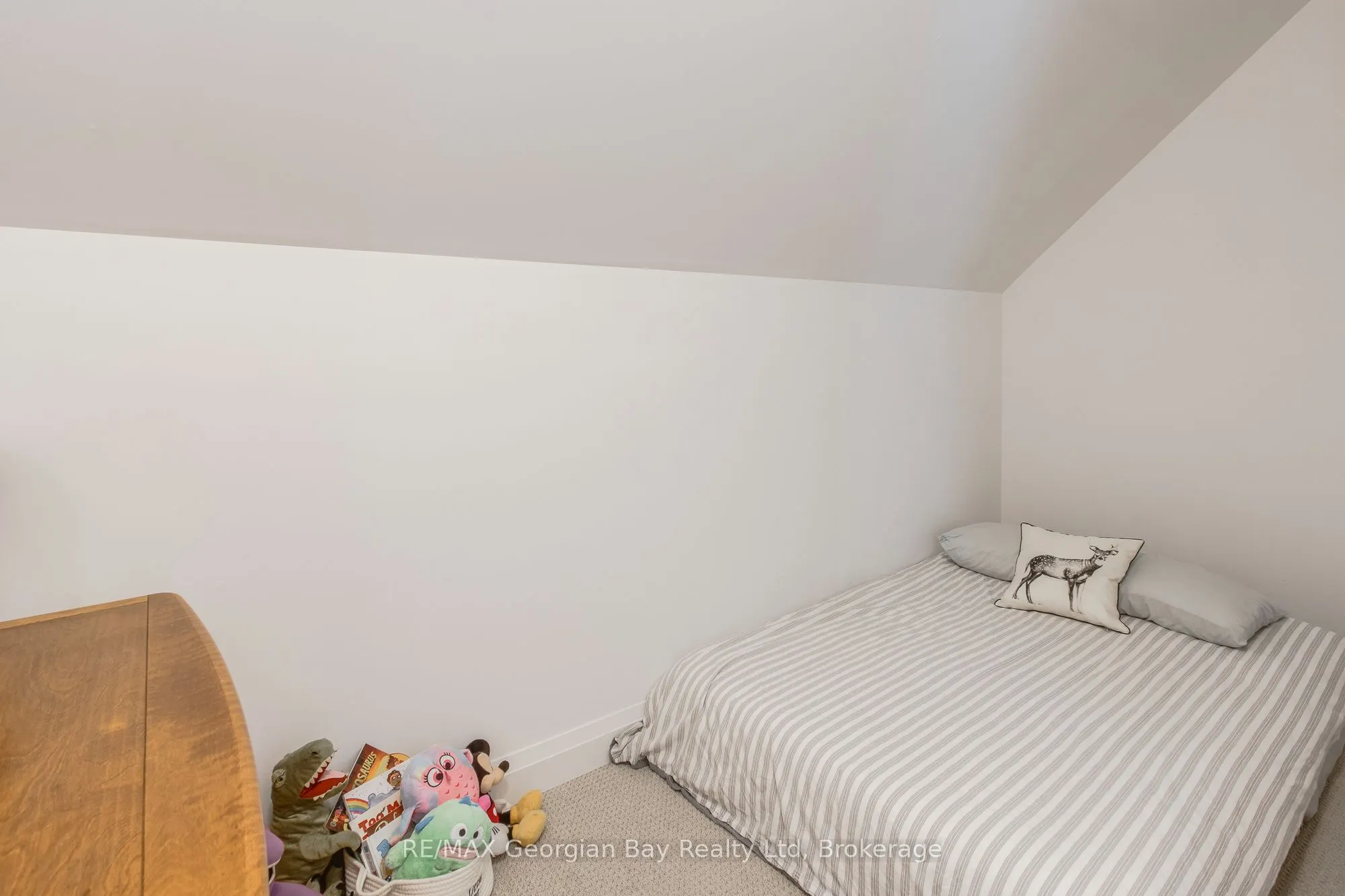16 Danielle Crescent #144,182,179