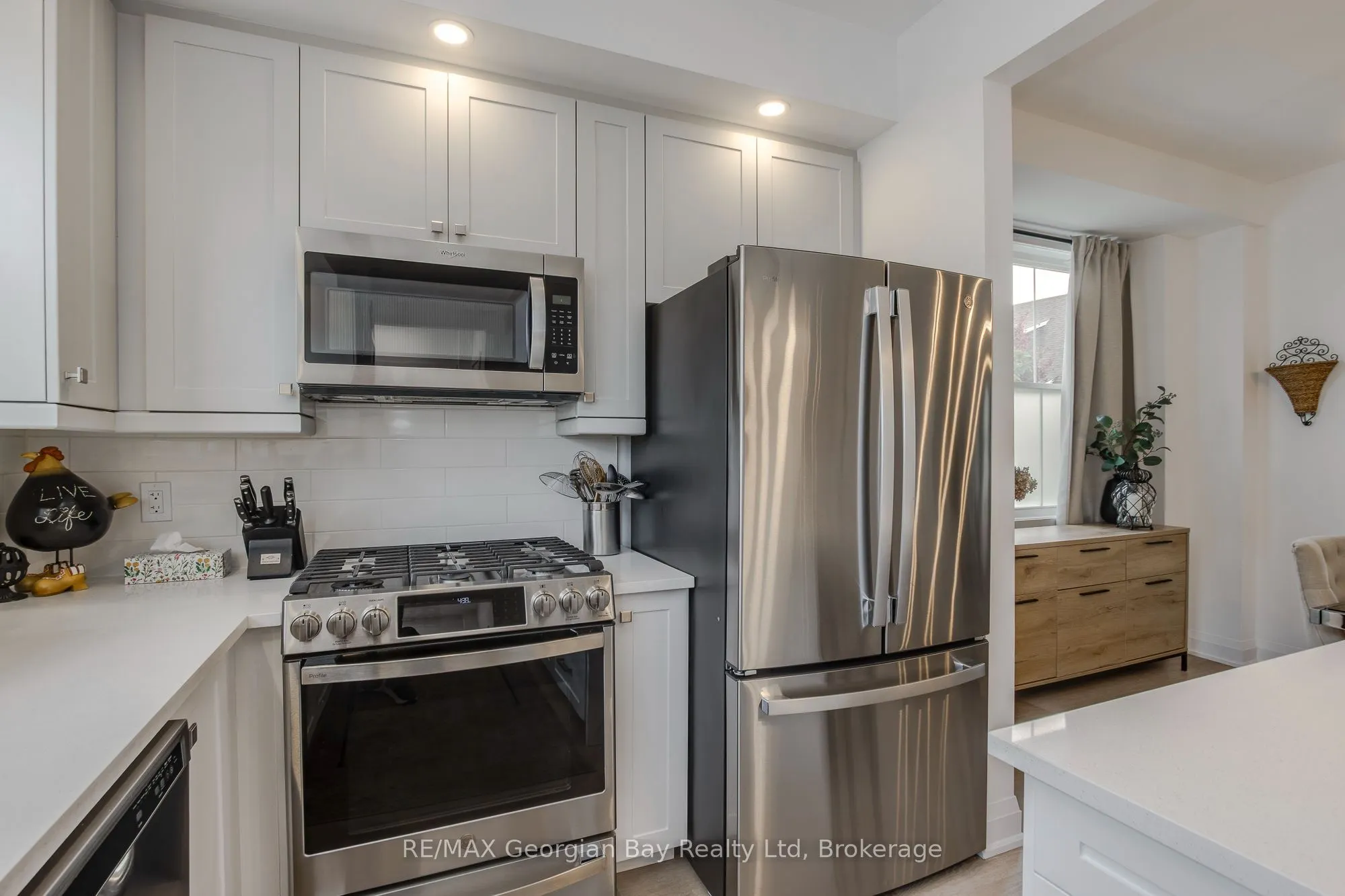 16 Danielle Crescent #144,182,179