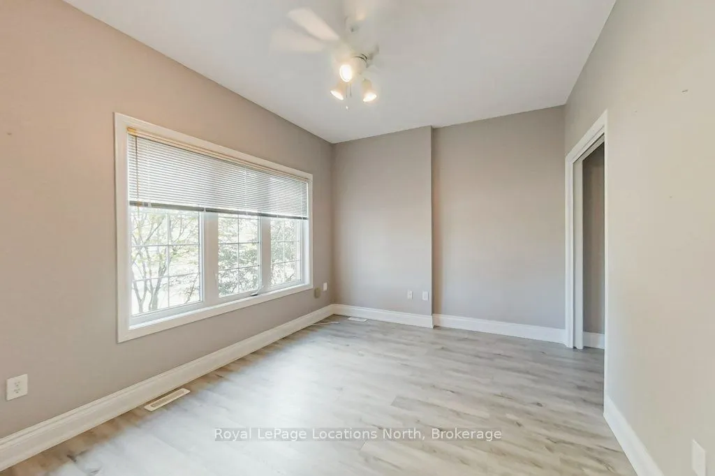 52 Thomas Drive