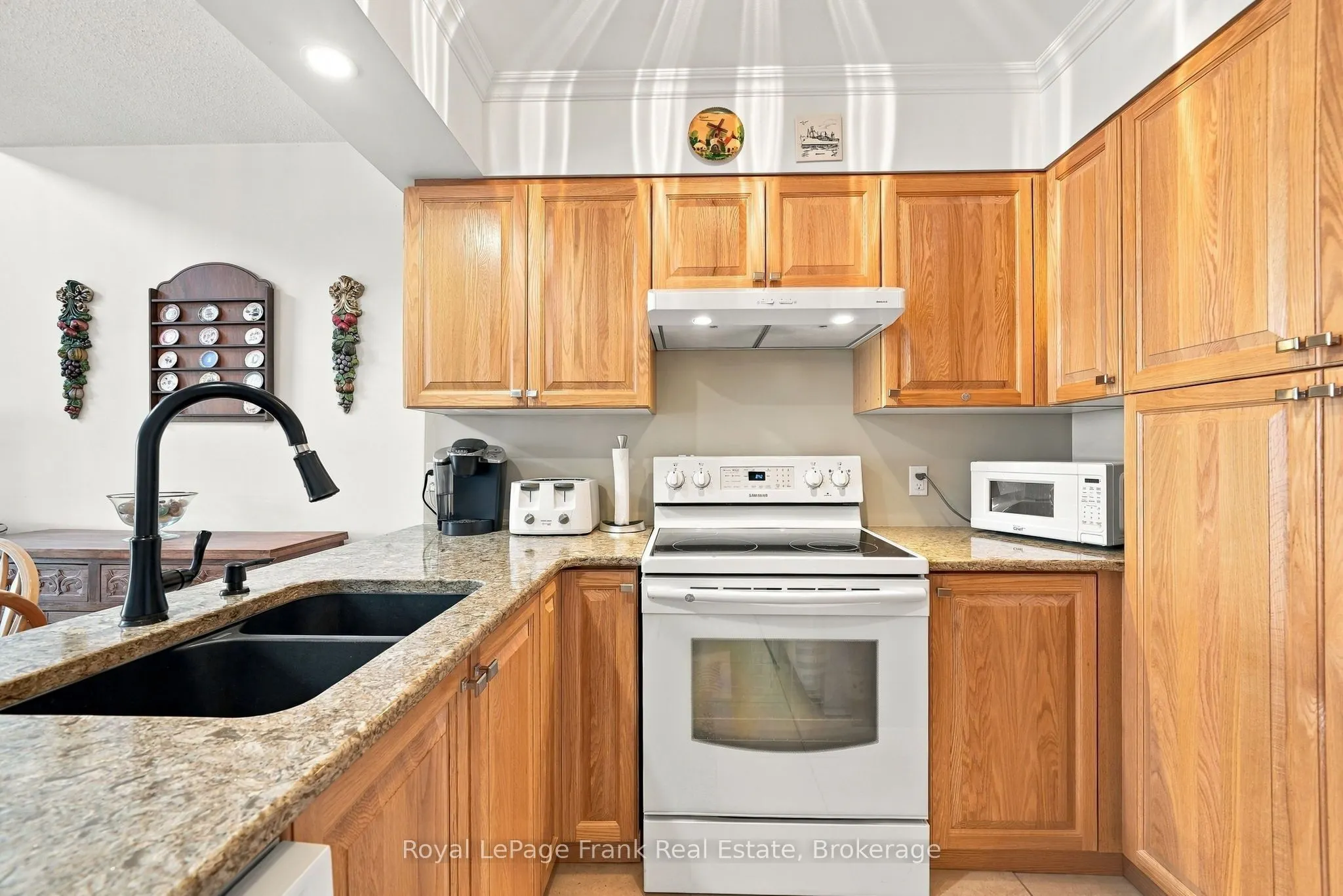 21 Laguna Parkway #3