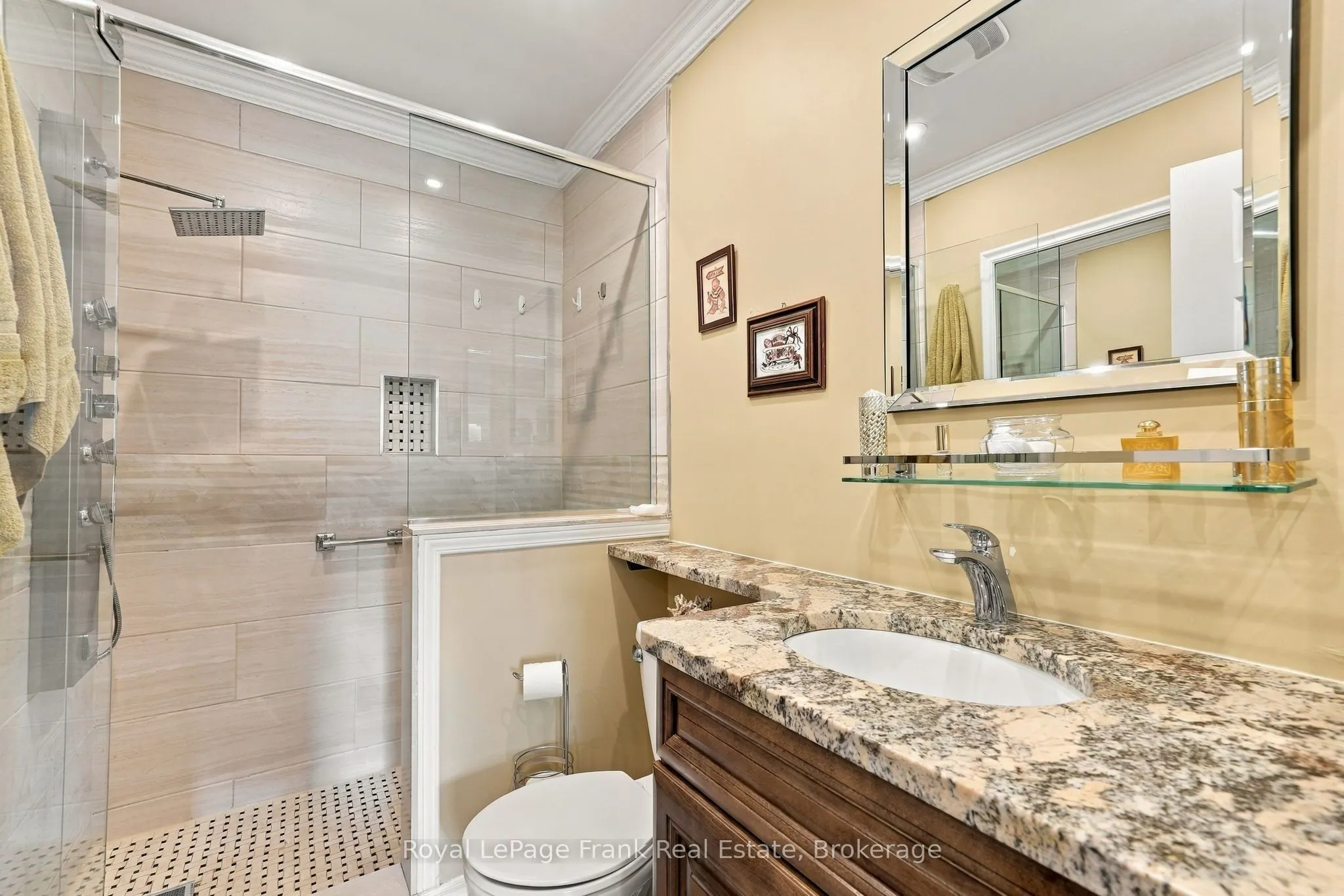 21 Laguna Parkway #3