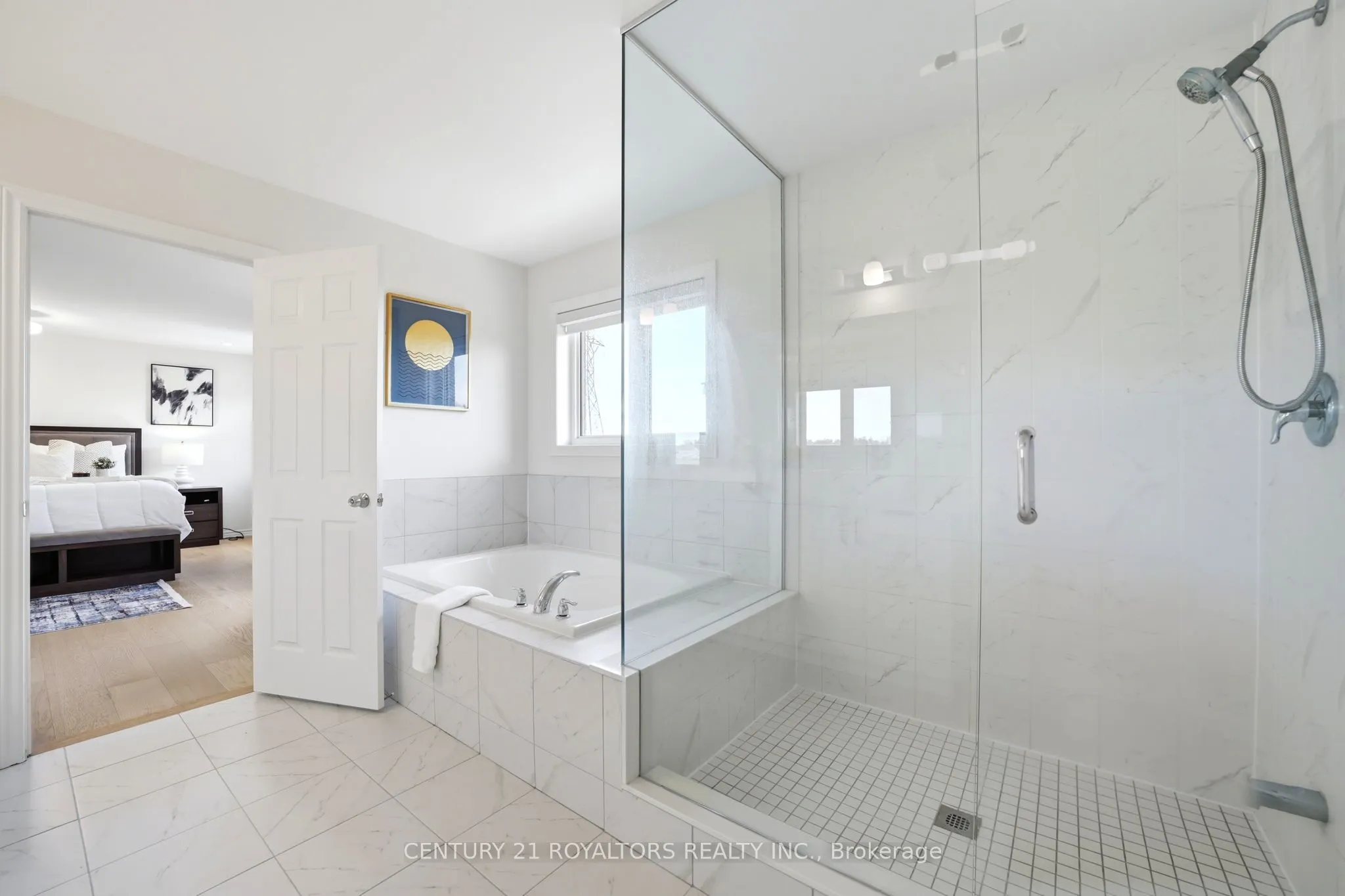 107 Rugman Crescent