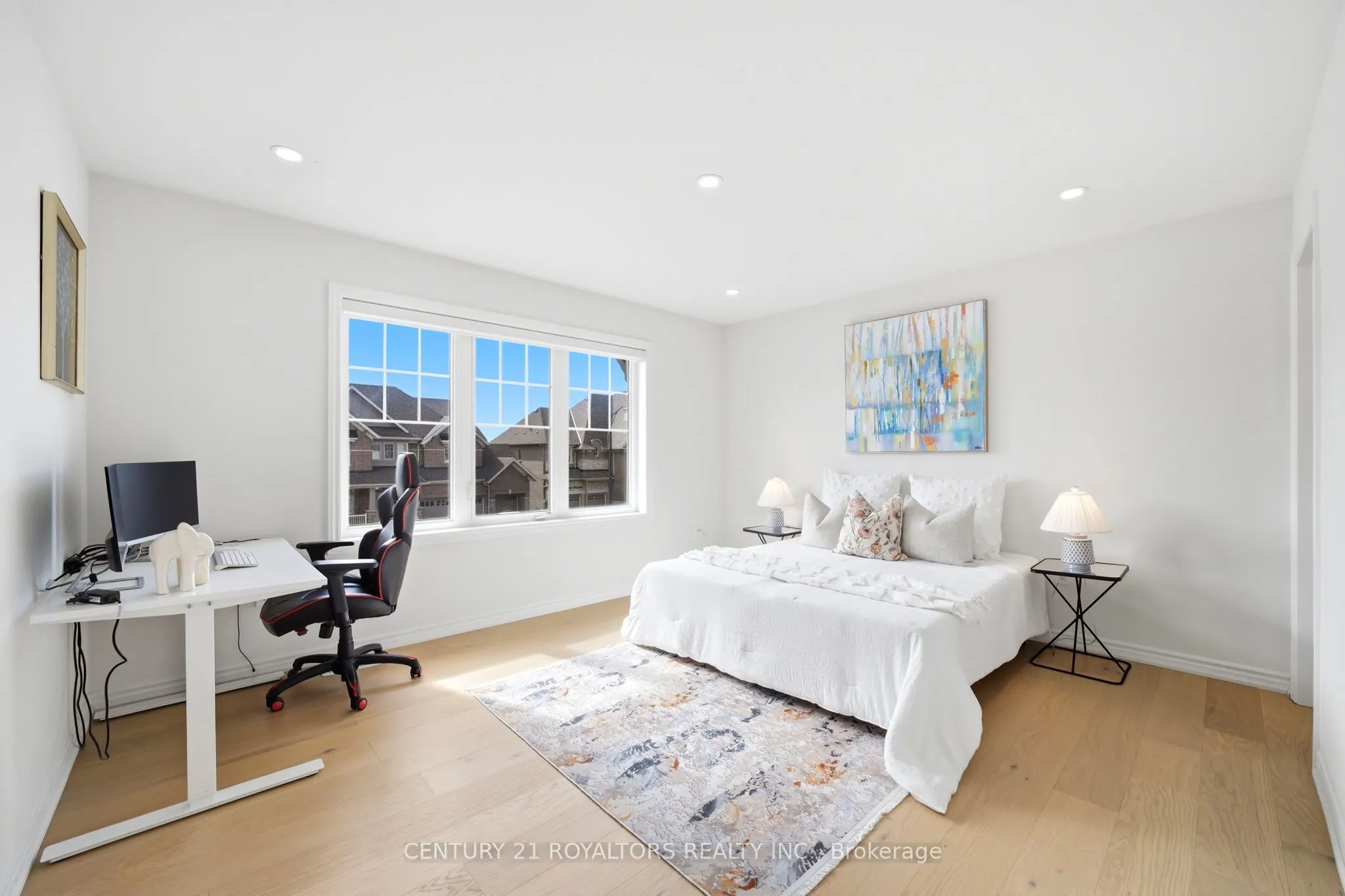 107 Rugman Crescent