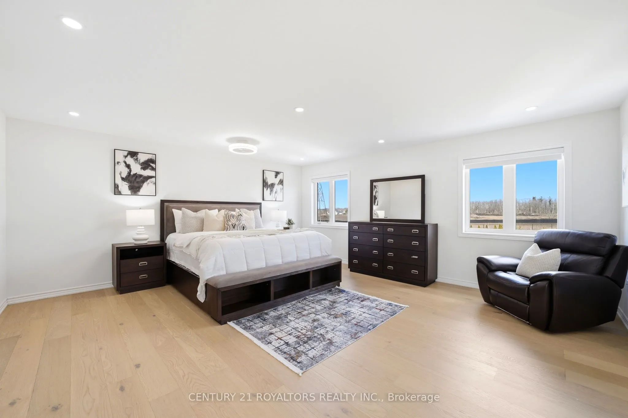 107 Rugman Crescent