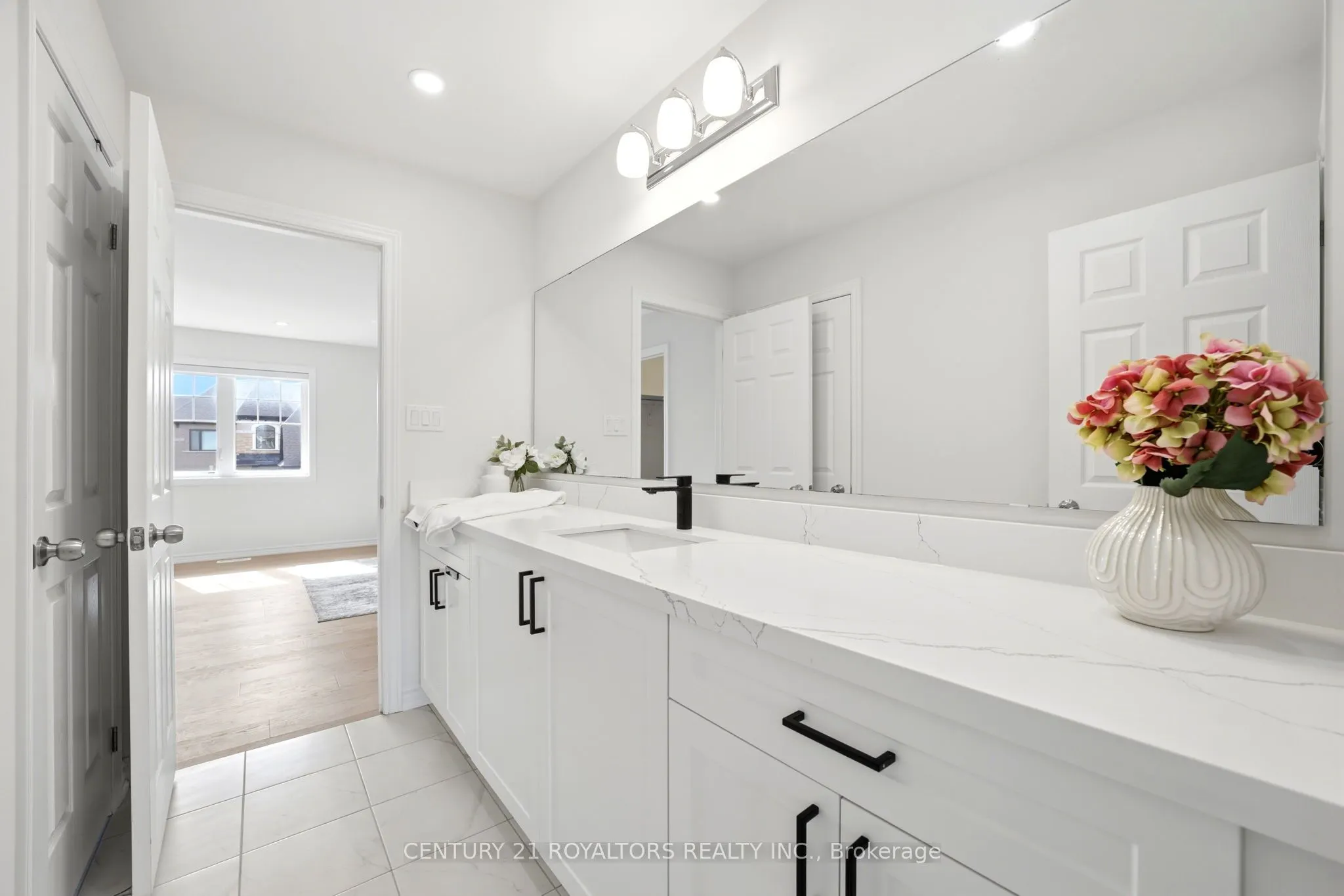 107 Rugman Crescent