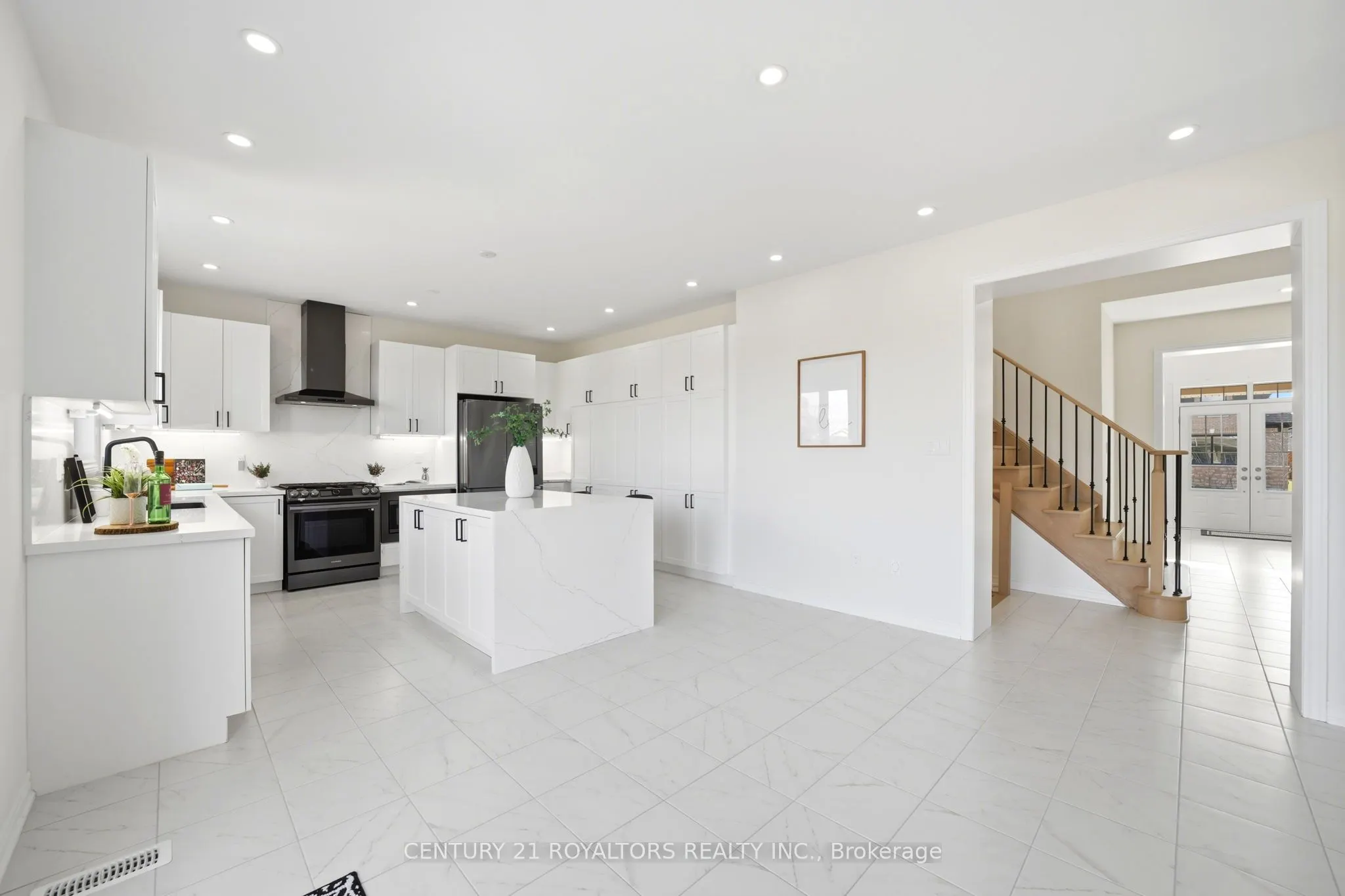 107 Rugman Crescent
