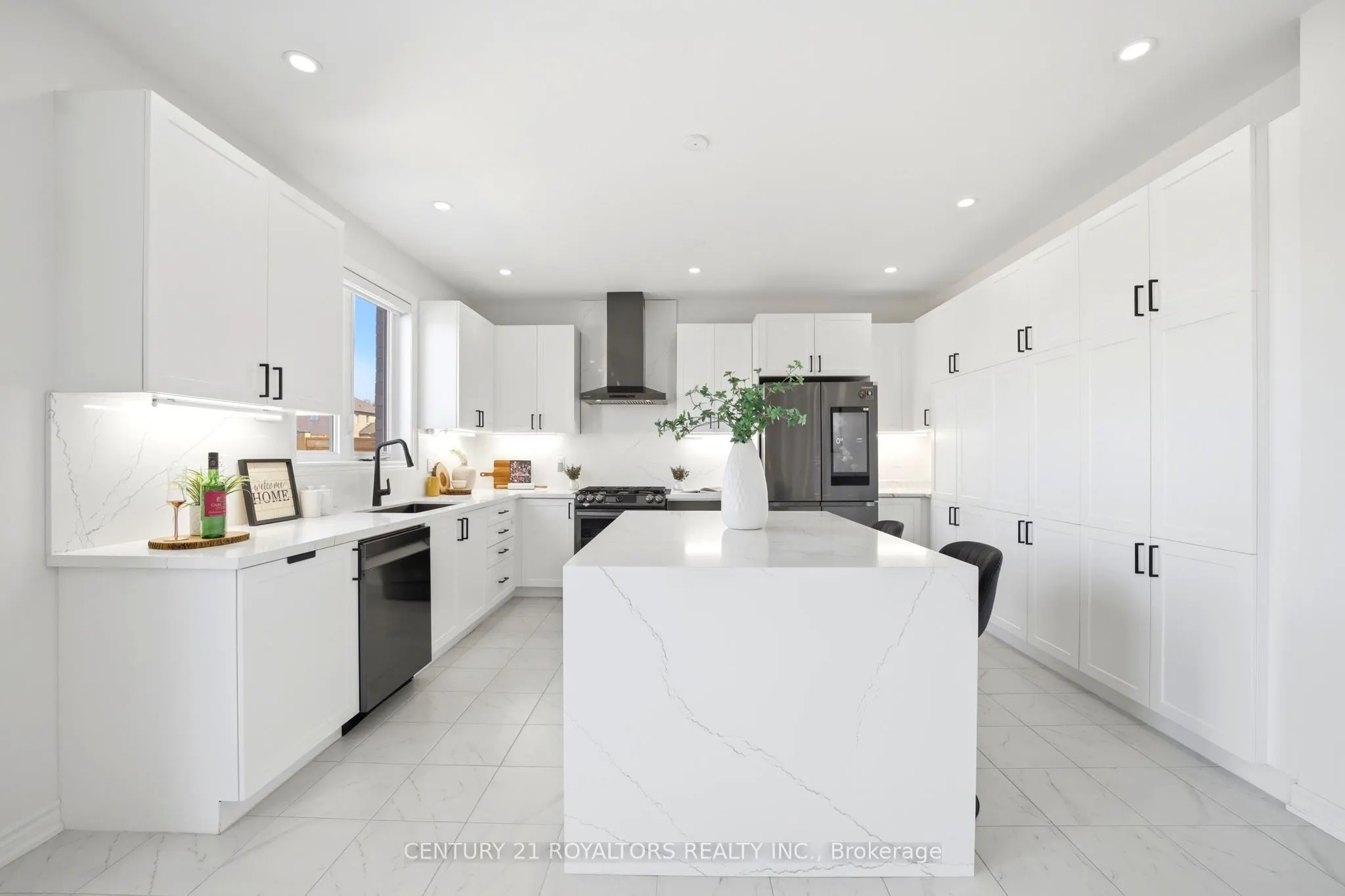 107 Rugman Crescent
