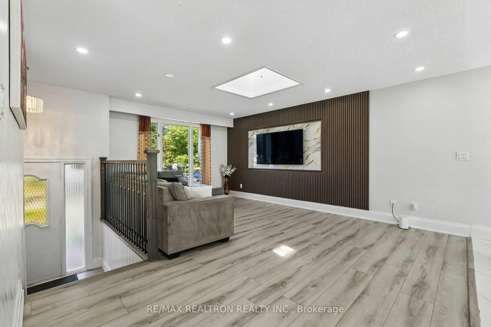 101 Marshall Street #Upper