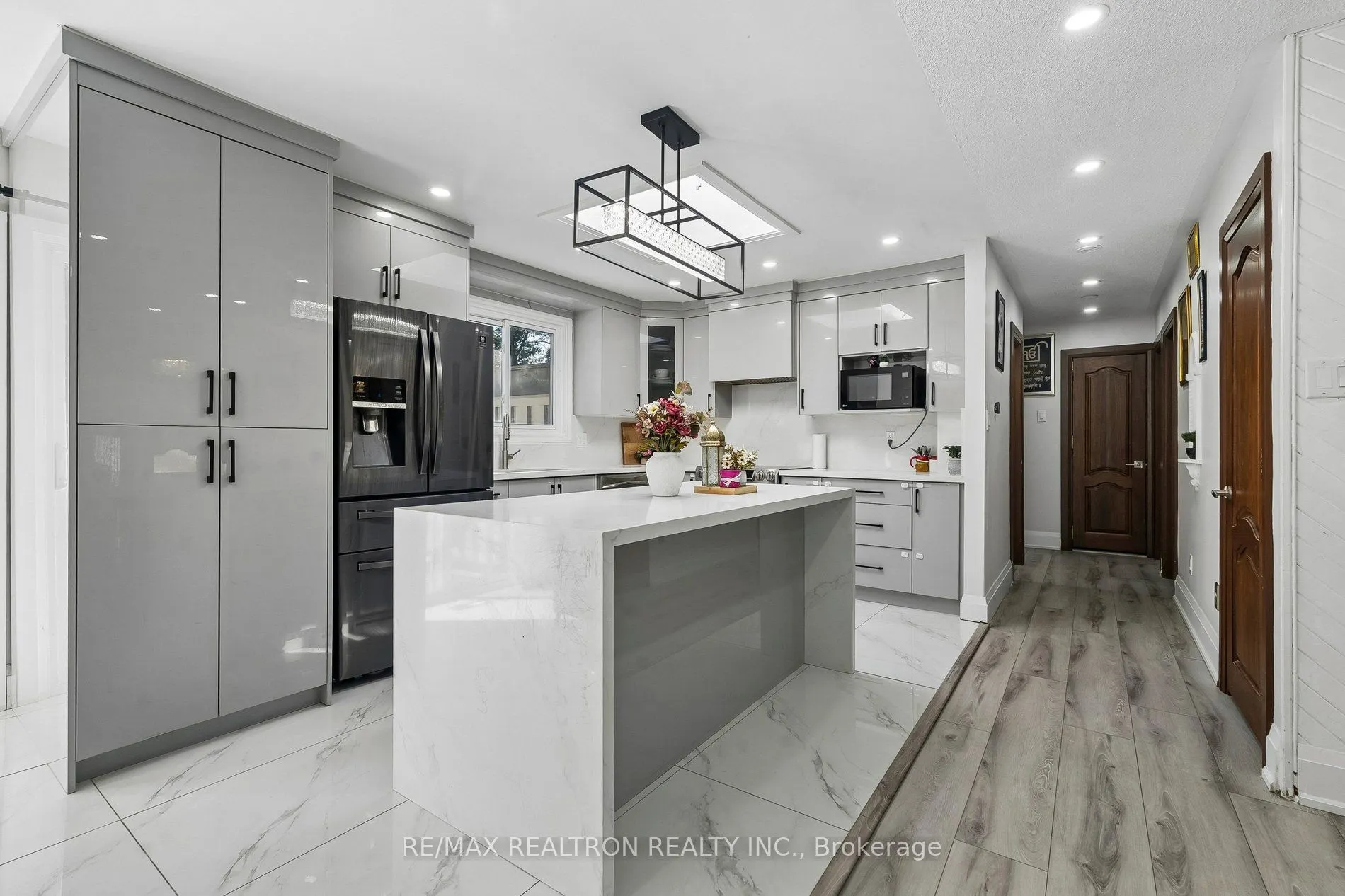 101 Marshall Street #Upper