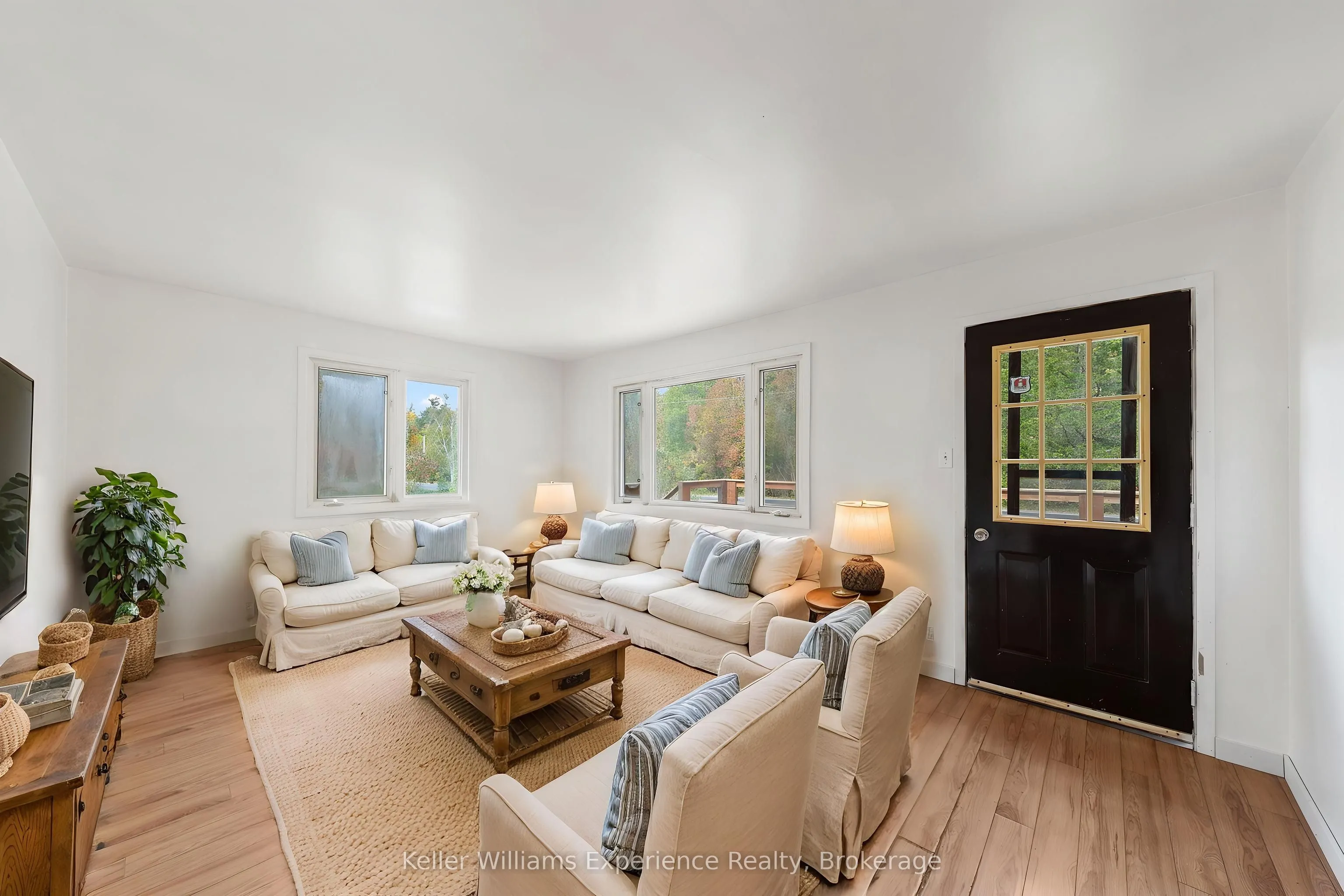 597 Rue Lafontaine Road E
