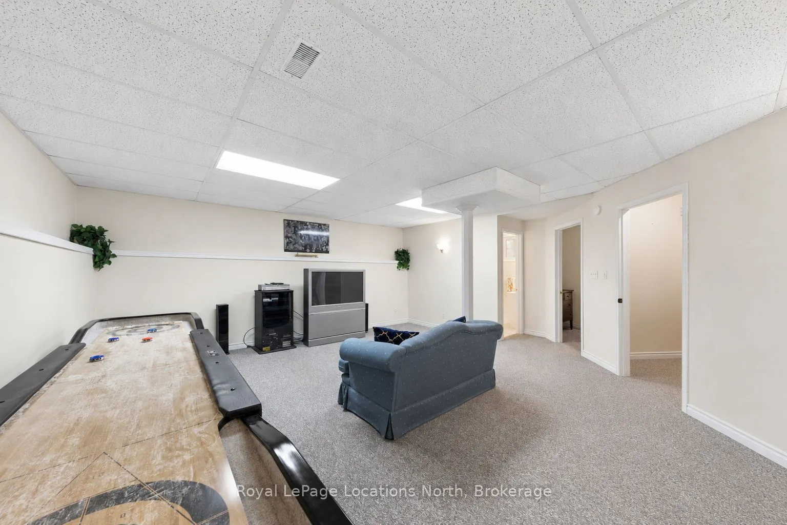 4 TRAILWOOD Place