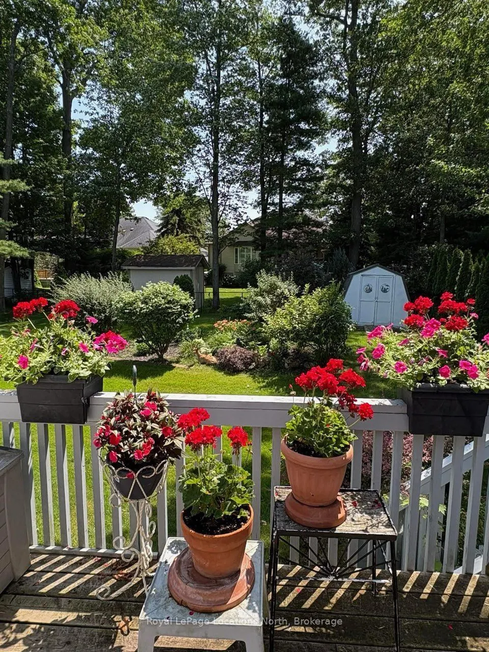 4 TRAILWOOD Place