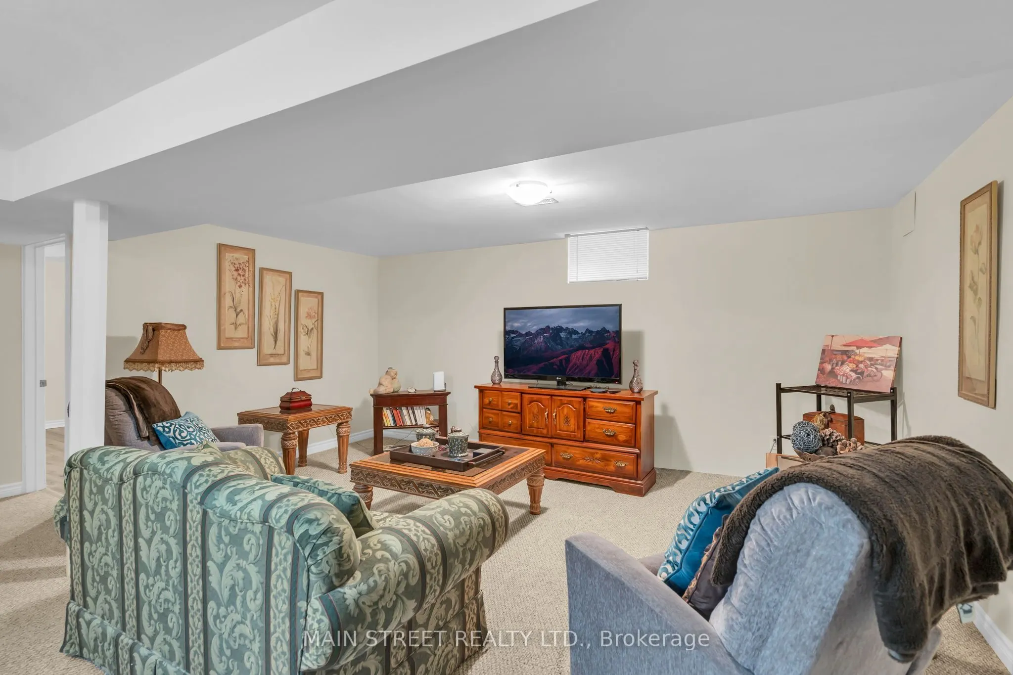 27 Max Avenue