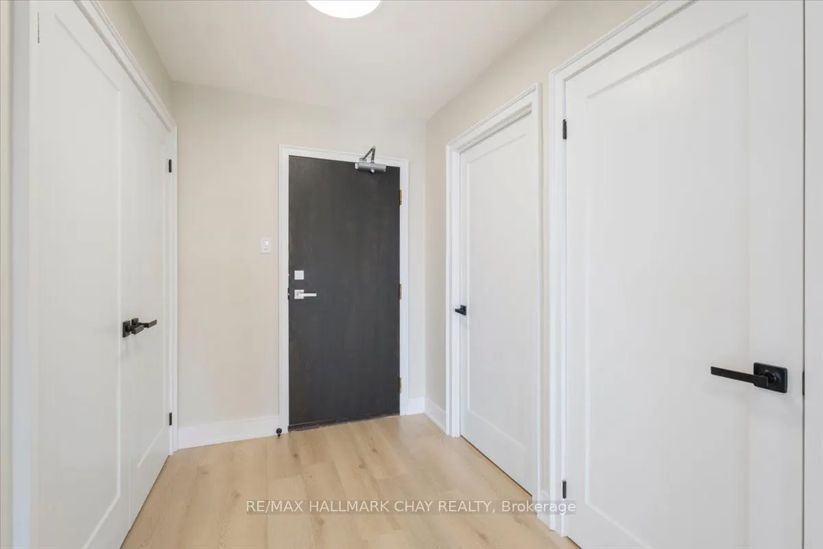 65 Ellen Street #1402