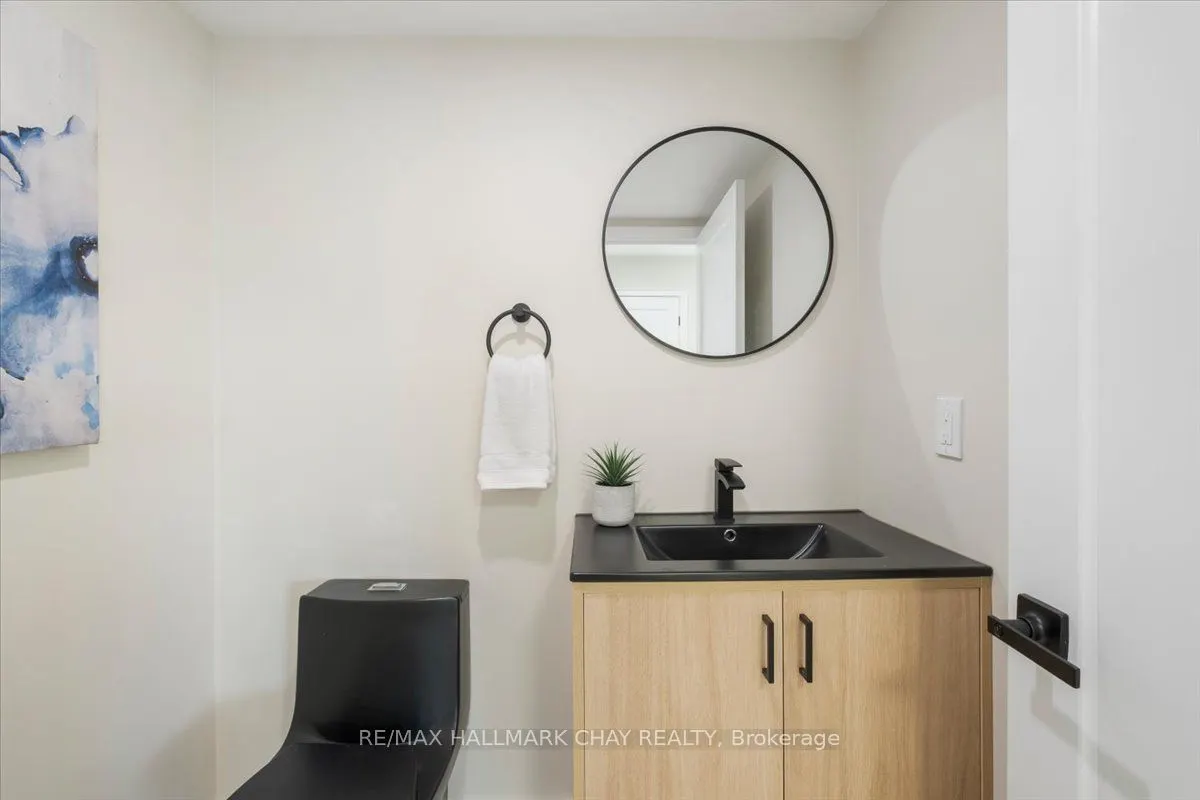 65 Ellen Street #1402